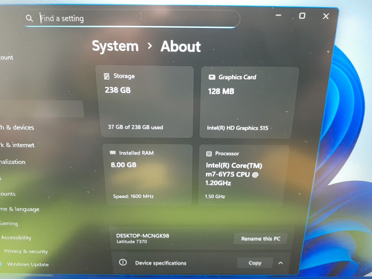 Dell Latitude 7370 13.3″ Intel Core m7-6Y75 1.2GHz 8GB RAM 240GB SSD 11p -no ac