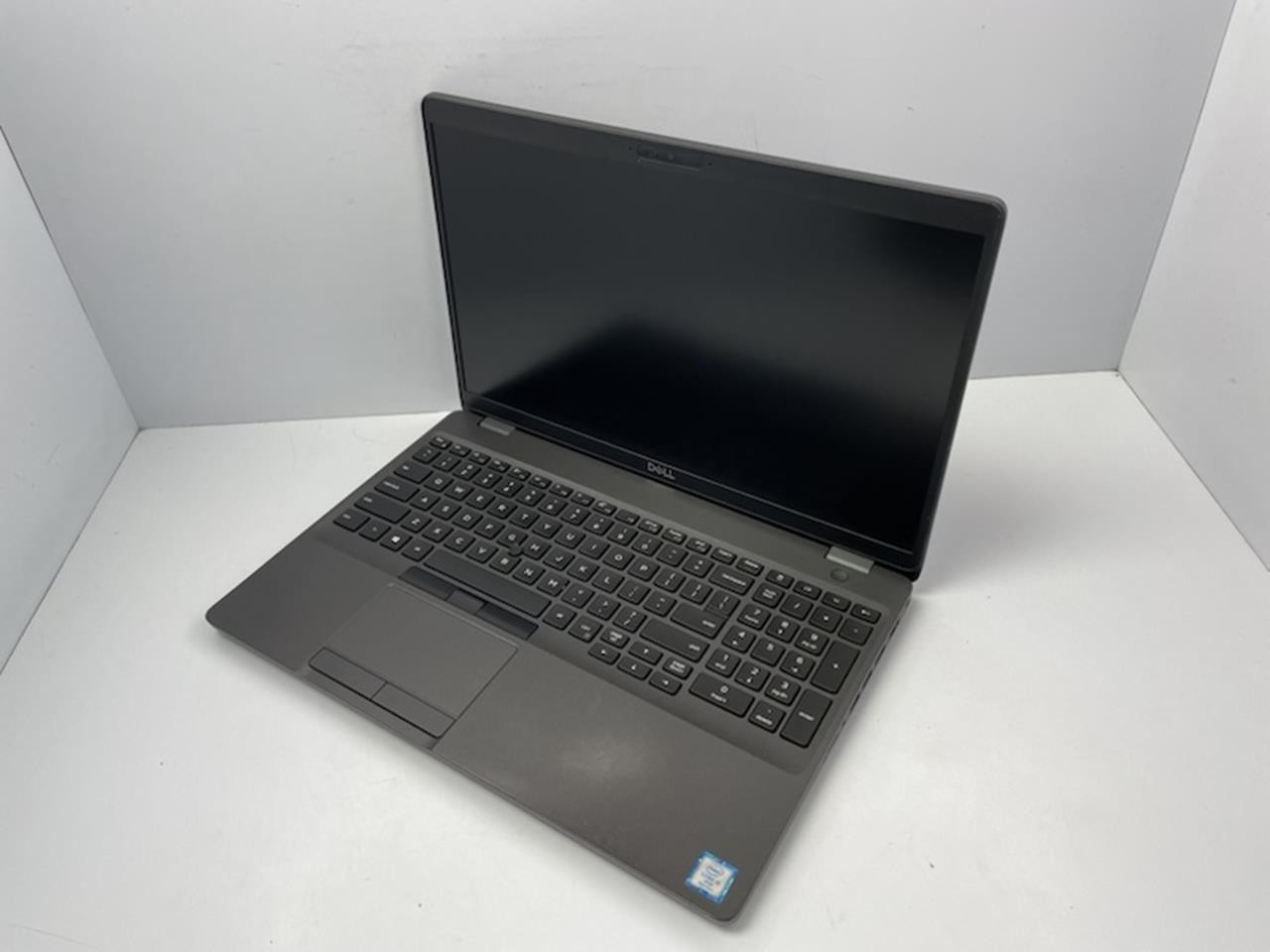 DELL LATITUDE 5500 Laptop w/ Intel Core i5-8365U 1.60 GHZ + 16 GB No HD/Battery
