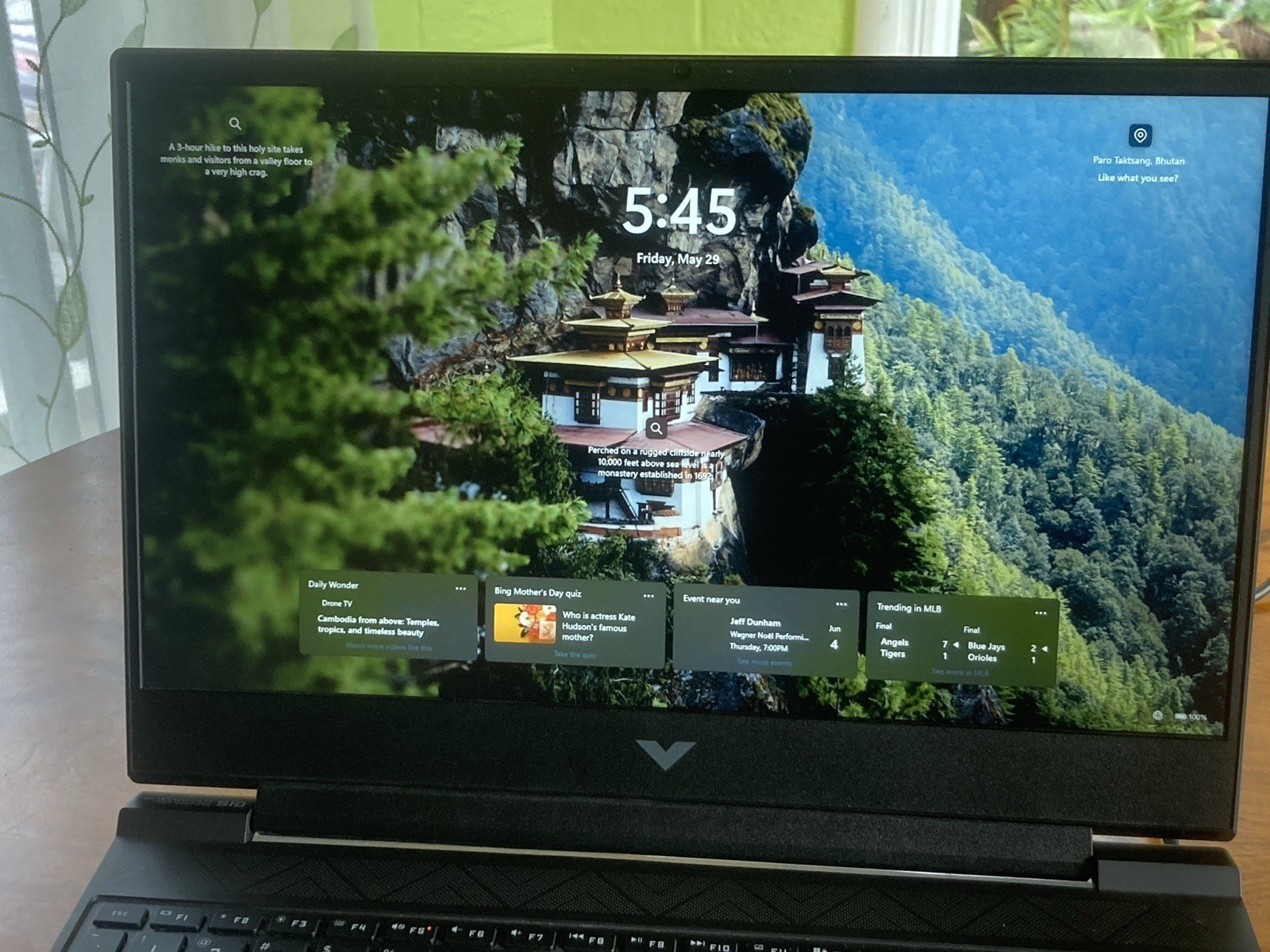 HP Victus 15.6-inch Gaming Laptop Ryzen 5 7000 series RTX 2050, 1 TB, Windows 11