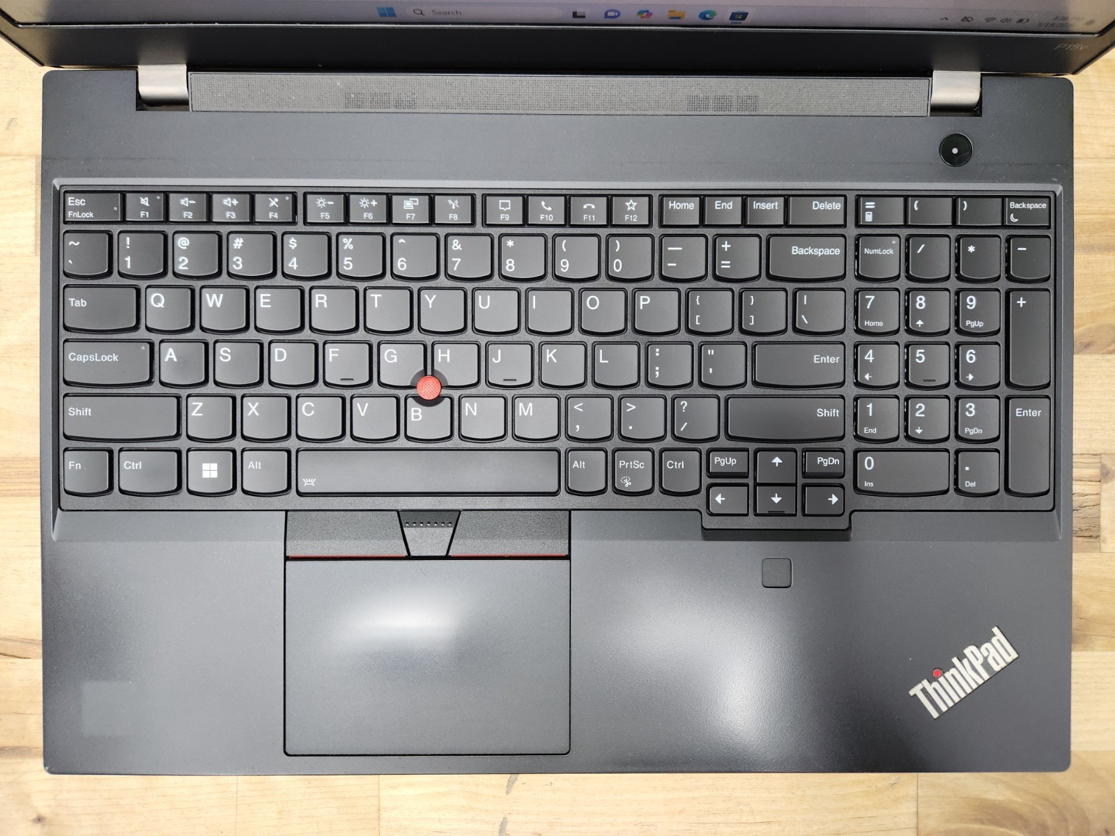 Lenovo ThinkPad P15V Gen 1 15.6″ FHD i7-10875H 2.30GHz 32GB RAM Windows 11 Pro ~