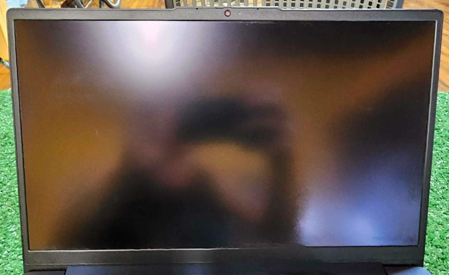 Ideapad Slim 3 15ABR8 AMD Ryzen 7 7730U 2GHz 16GB RAM 512GB SSD + Case & Charger