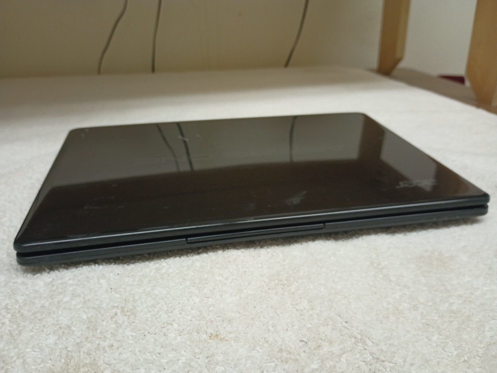 Acer Aspire One 725-0802 AMD C60 2GB RAM 320 HDD 11.6″ Laptop FOR REPAIRS/PARTS