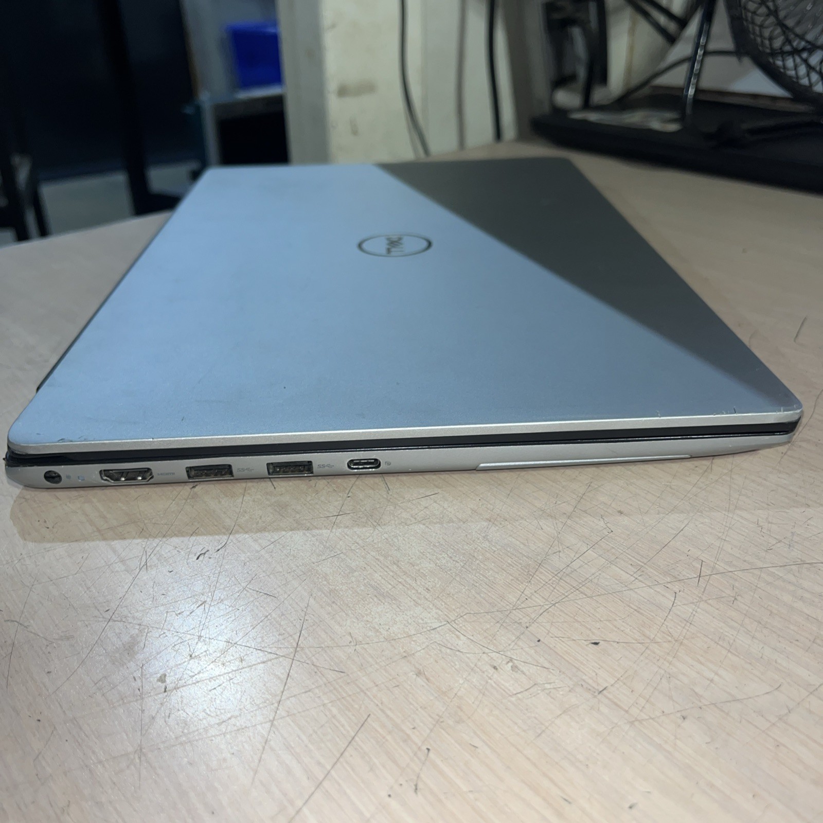 DELL VOSTRO 5590 INTEL CORE I5 10TH GEN 8GB RAM NO HD
