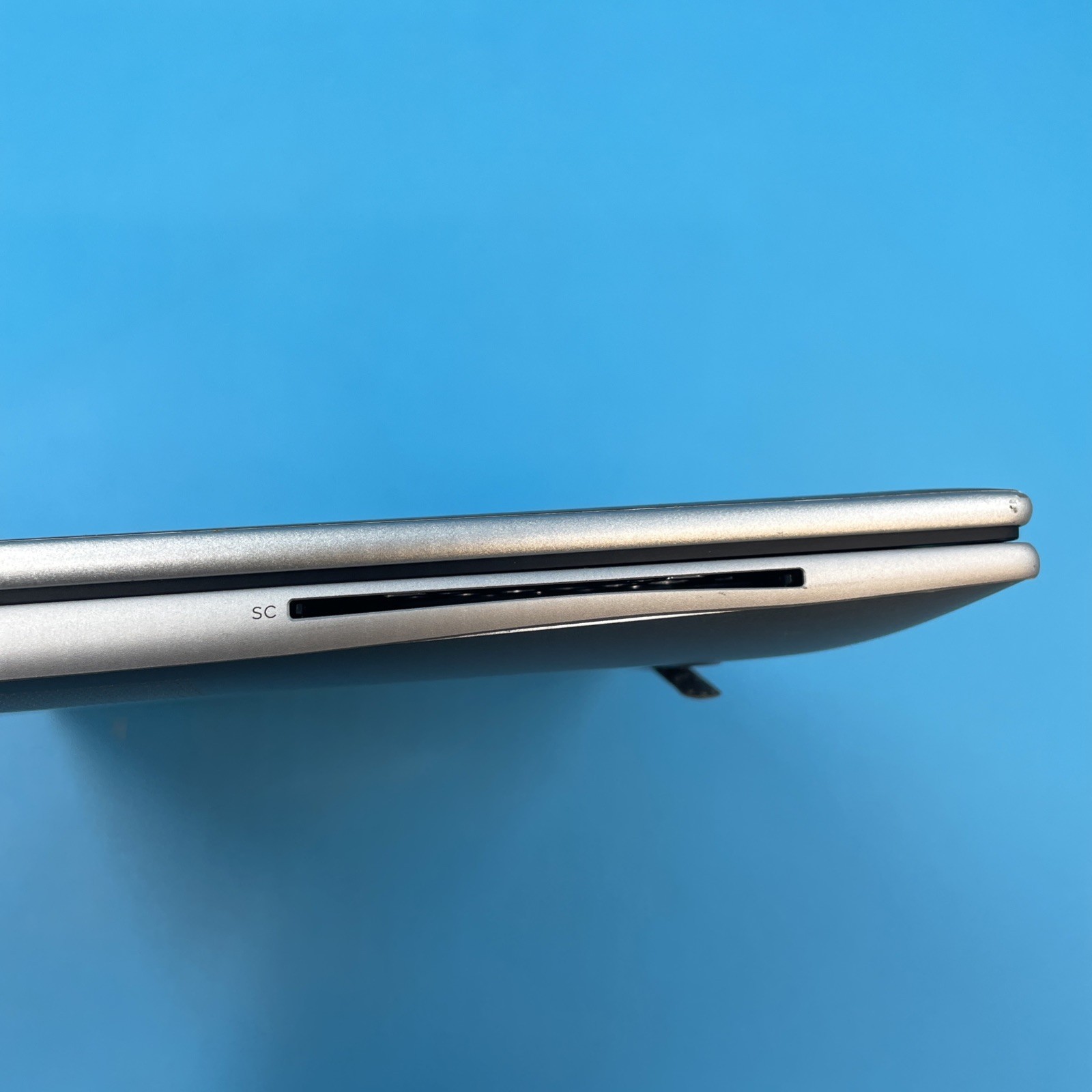 HP EliteBook 840 G10 | i5-1345U | NO RAM | NO DRIVE | NO OS | NO BATTERY | E937