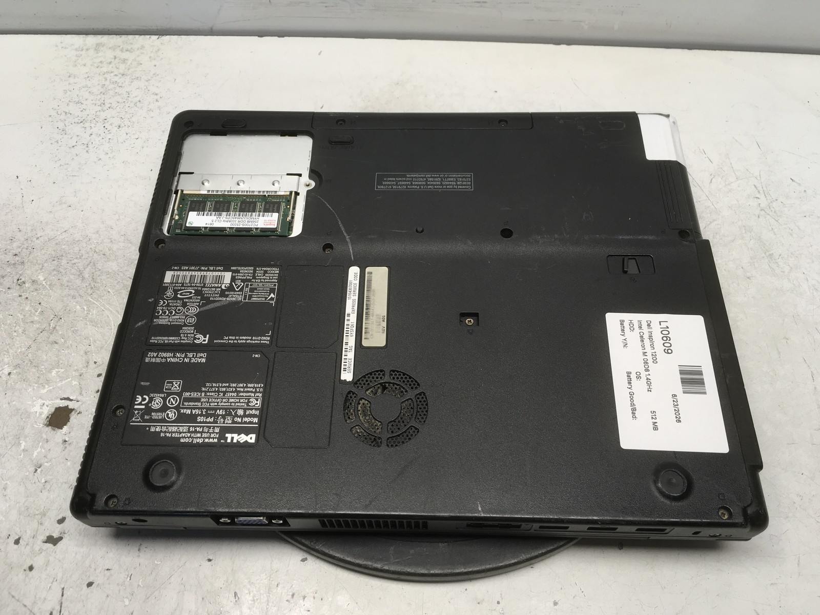 Dell Inspiron 1200 Intel Celeron M 06D8 1.4GHz 512 MB NO HDD No Batt