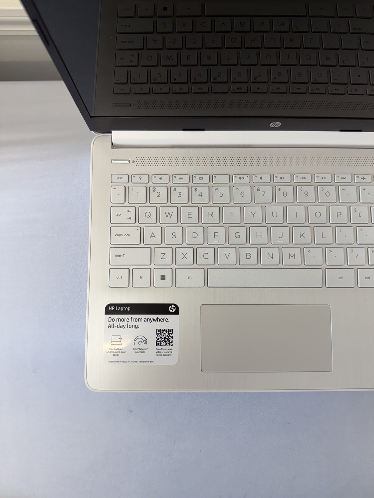 HP Laptop 14-dq0052dx – Good Screen – Intel Celeron N4120 – RAM 4 GB – Read Des