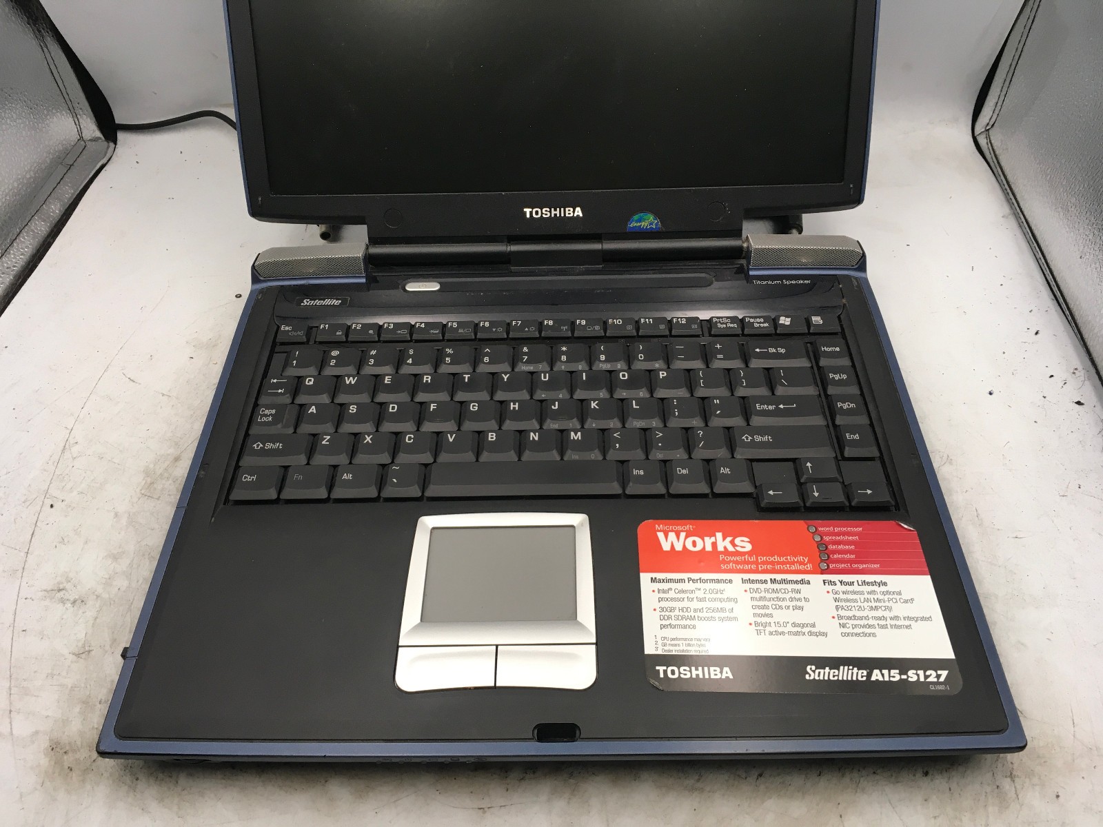 TOSHIBA SATELLITE A15 S127 -FOR PARTS/BAD HINGE- INTEL CELERON – NO RAM -READ-BB
