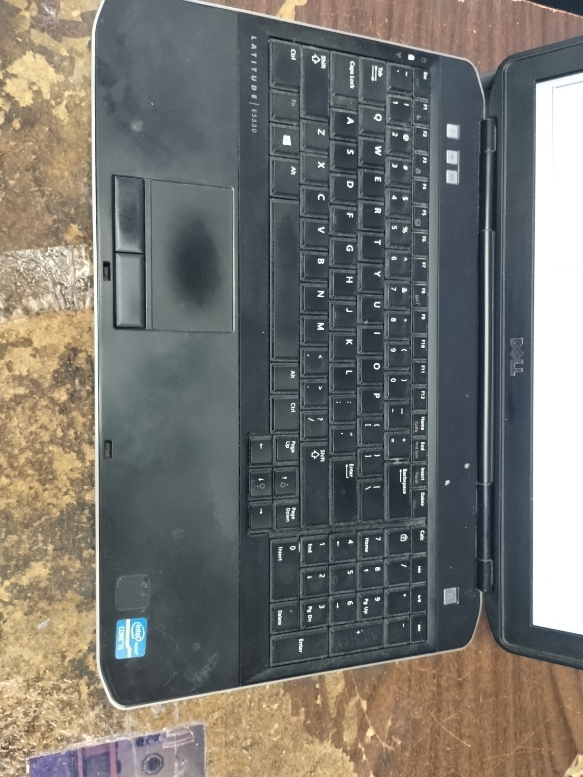 Latitude E5530 With Hinge Damage