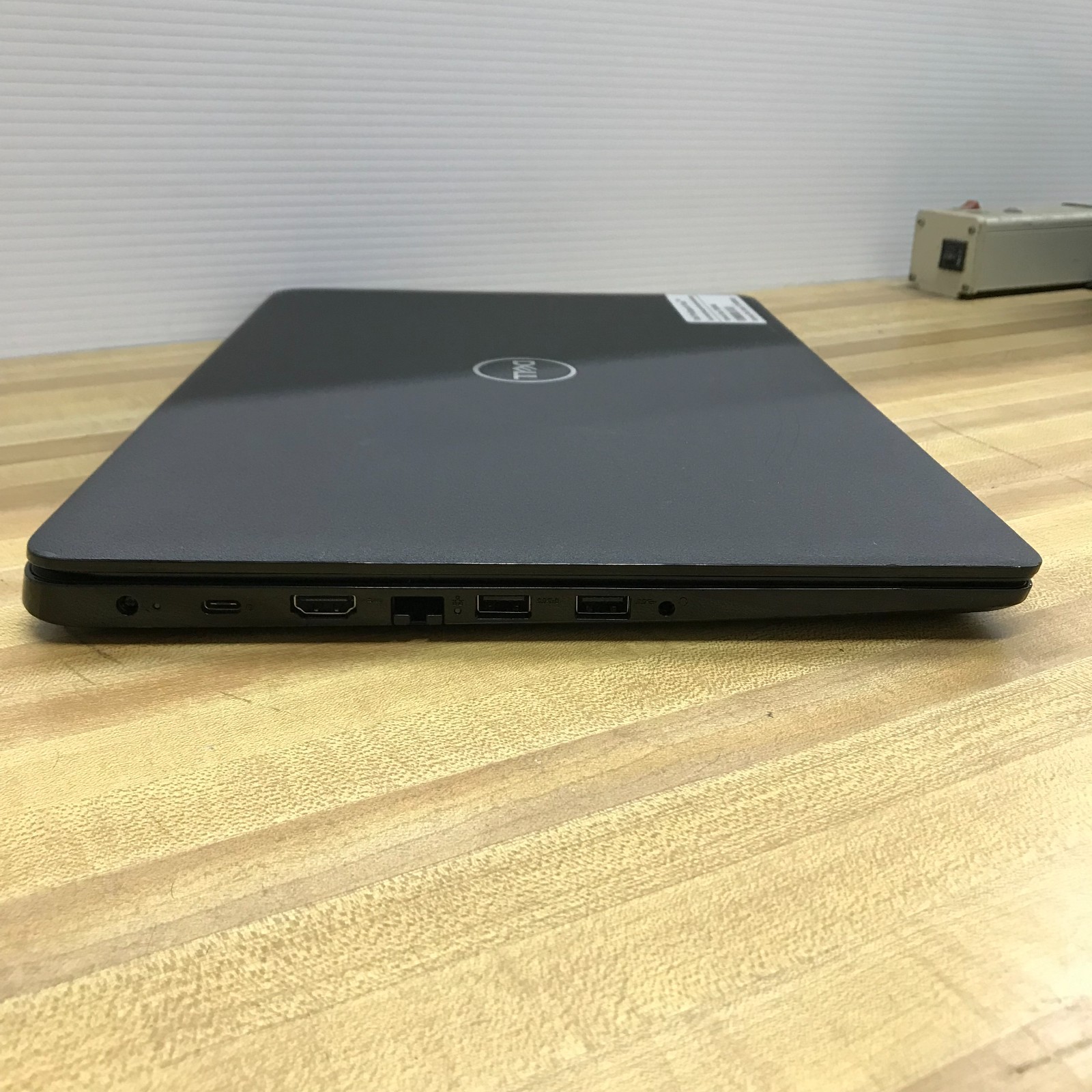 Dell Latitude 3500 15.6″ i5-8365U 1.6GHz 8GB RAM 256GB M.2 SSD (Windows 11 Pro)
