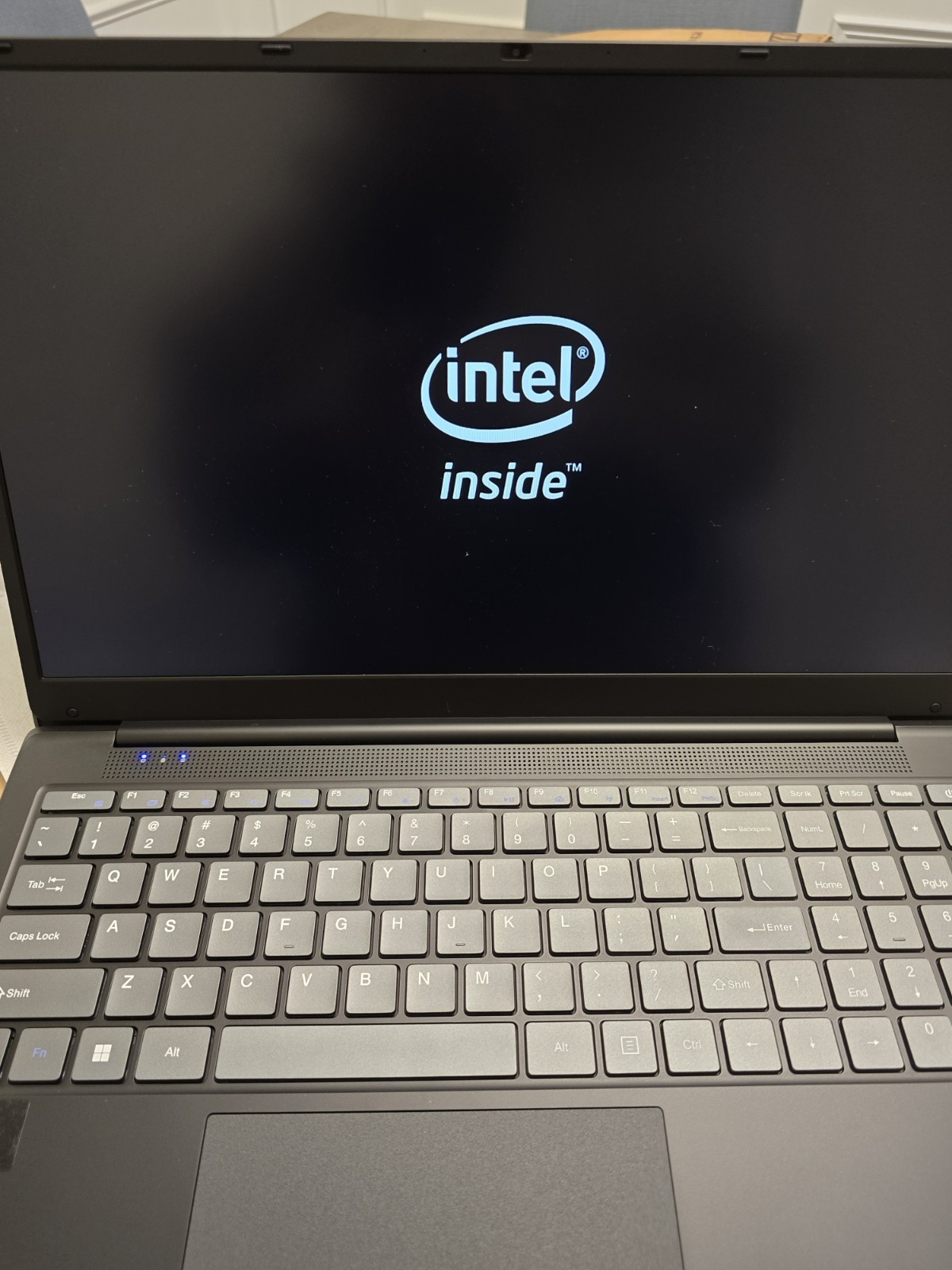 Laptop Computer 17.3 Inch Laptop 4GB DDR4 128GB SSD Webcam Up to 2.4GHz 8000 mAh