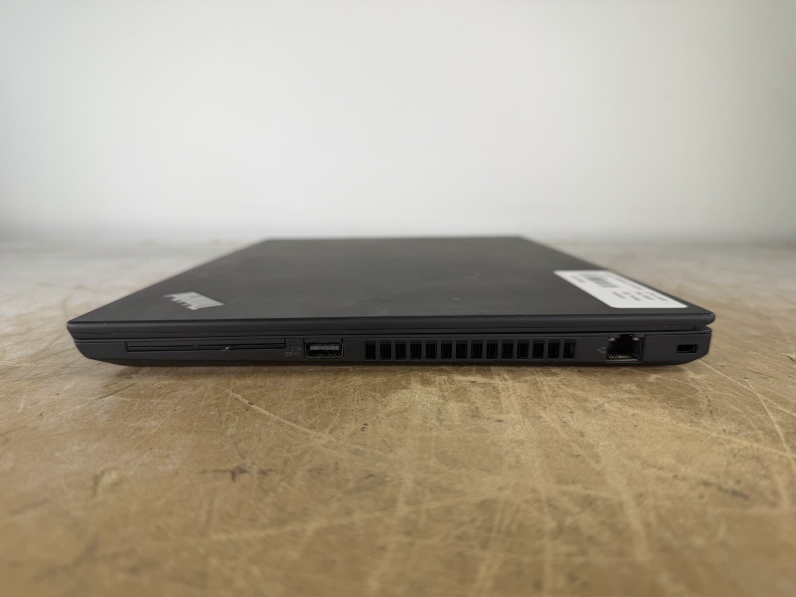 LENOVO THINKPAD T14 GEN 2 AMD RYZEN 5 PRO 5650U @ 2.30GHz, 16GB RAM, NO HDD/OS