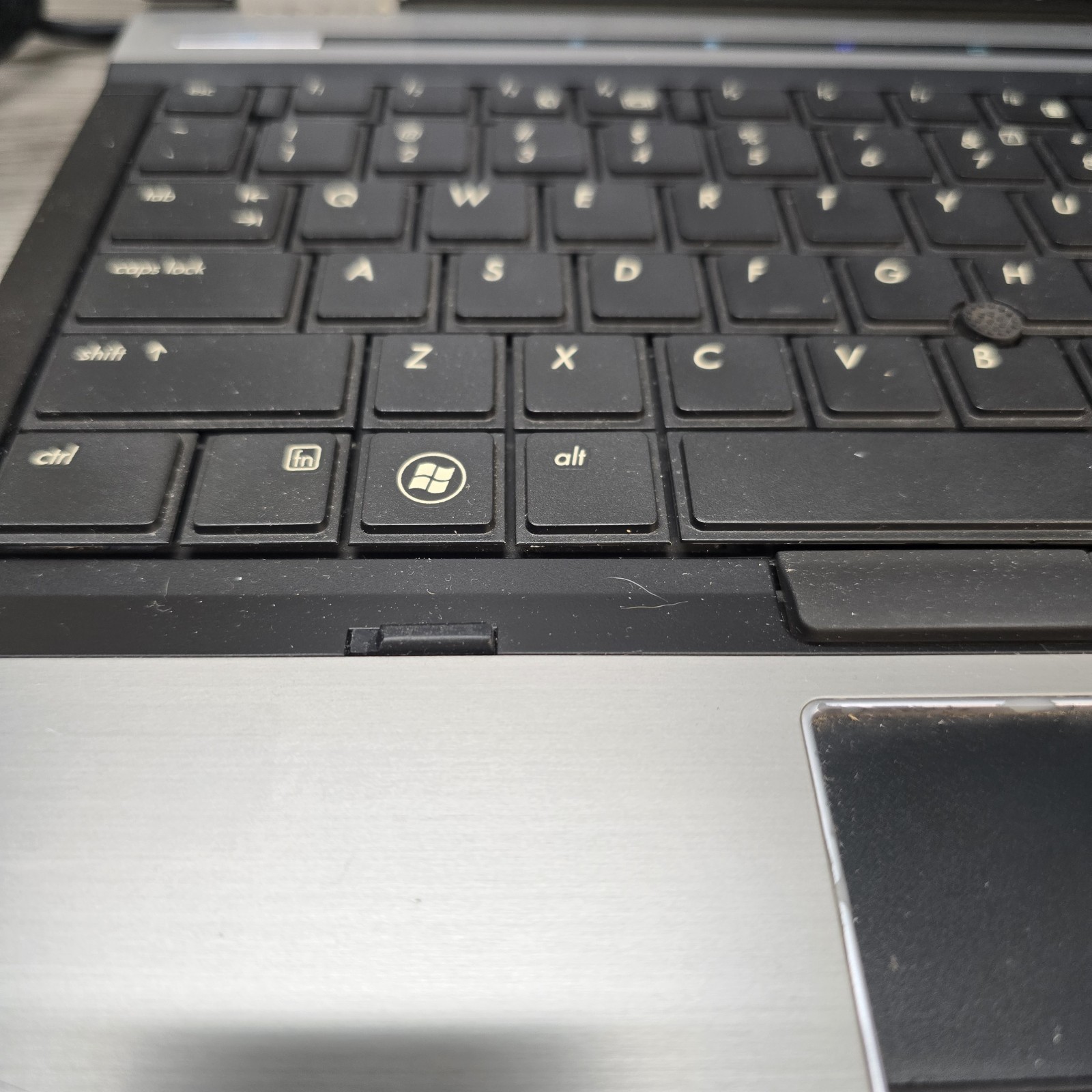 HP EliteBook 8440p i5-M520 2.40GHz 1600×900 3GB RAM FOR PARTS No Charger