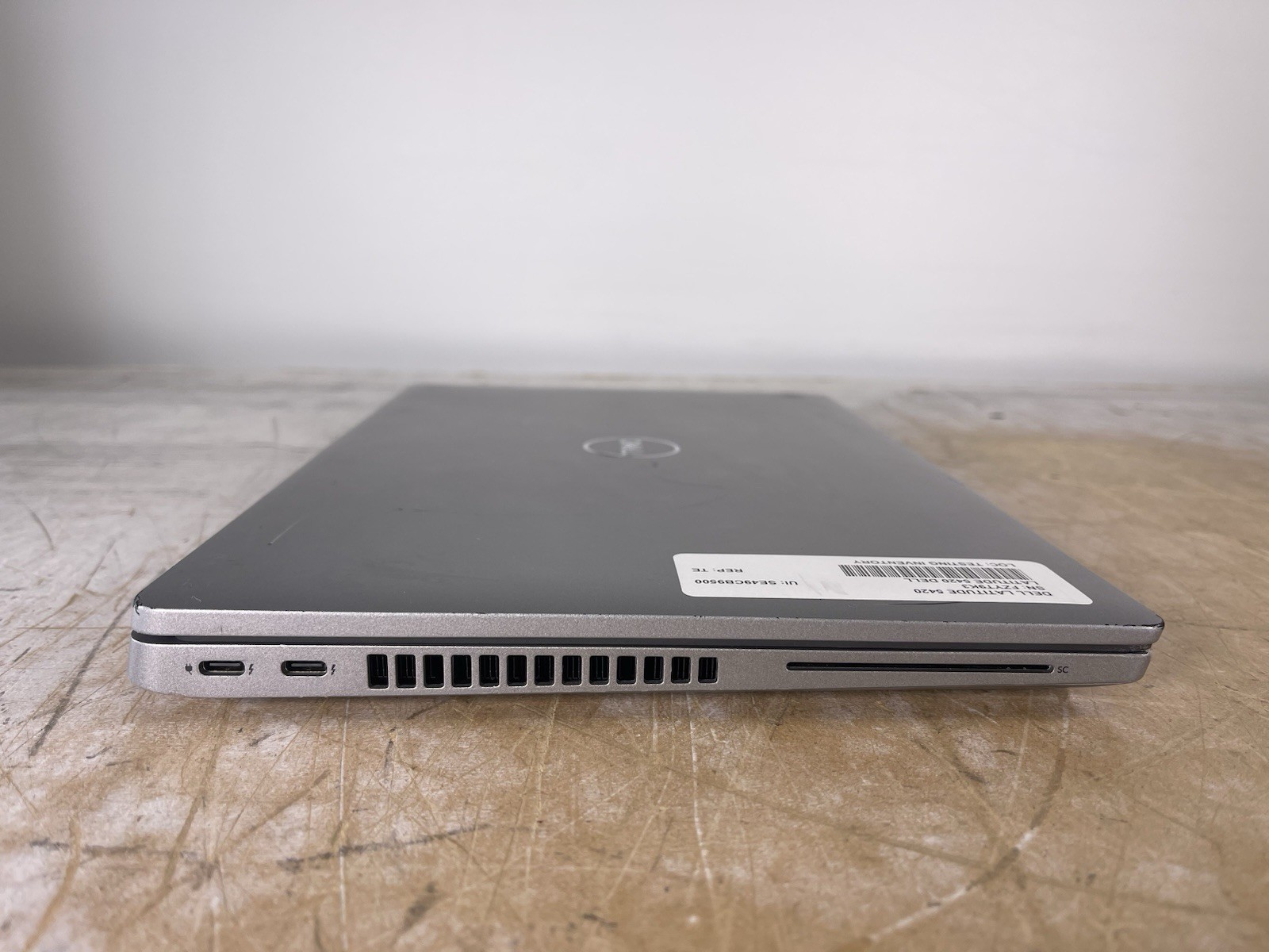 DELL LATITUDE 5420 i7-1165G7 @ 2.80GHz, 4GB RAM, NO HDD/OS