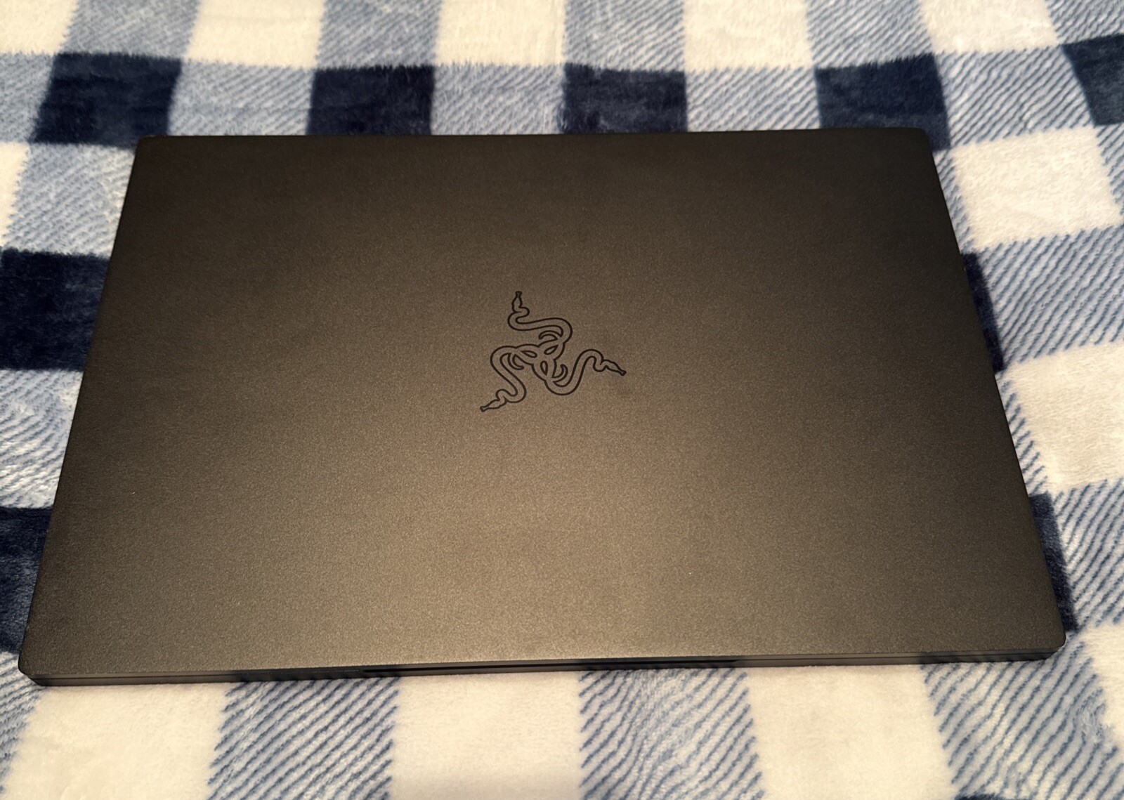 Razer Blade Stealth 13 4k Touch NVIDIA Ge-force Mx150 (RZ09-02812E52)