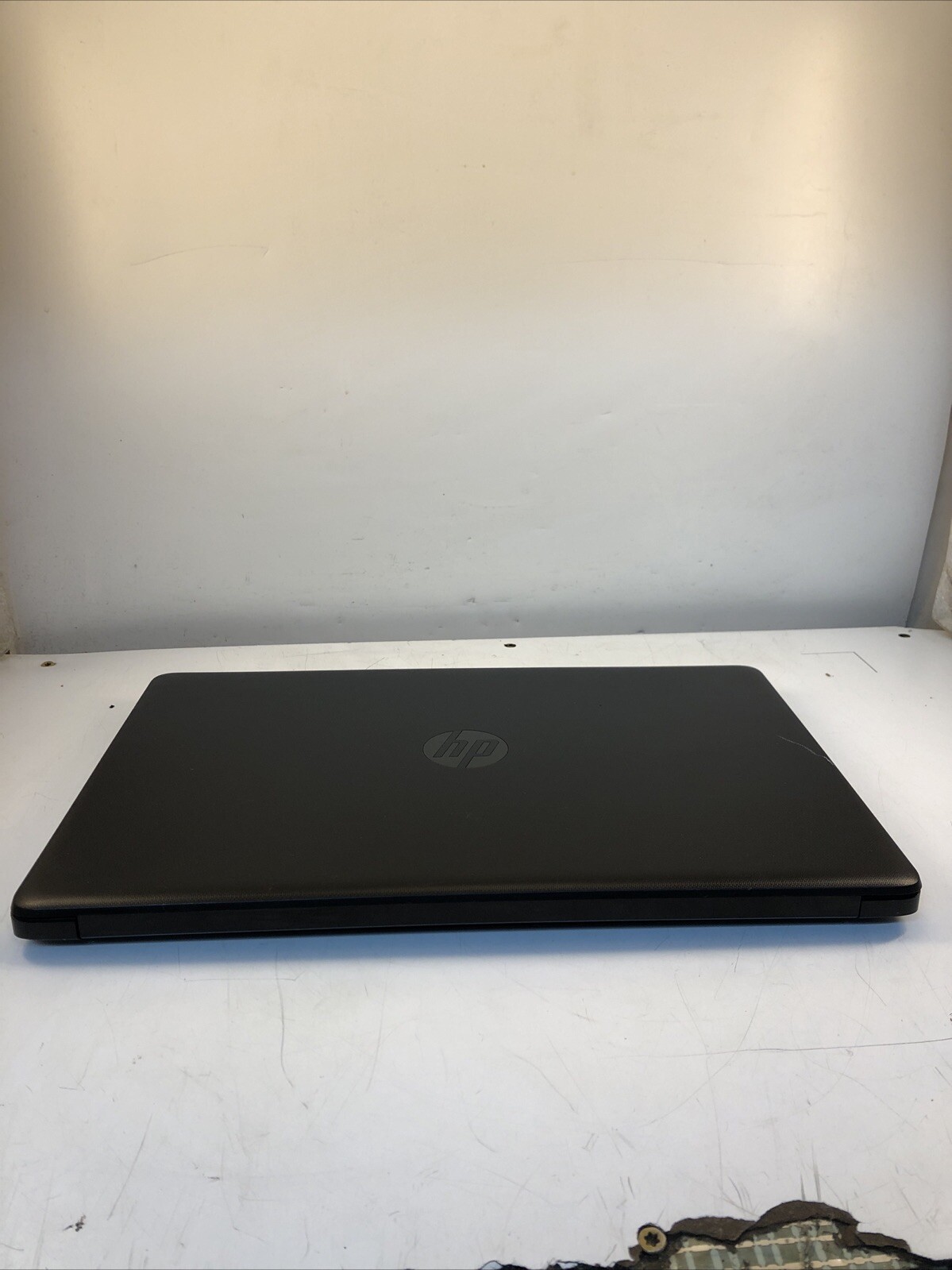 HP 15-db0011dx 15″ AMD Radeon A6-9225 2.60 GHz 8GB No HDD boot to bios