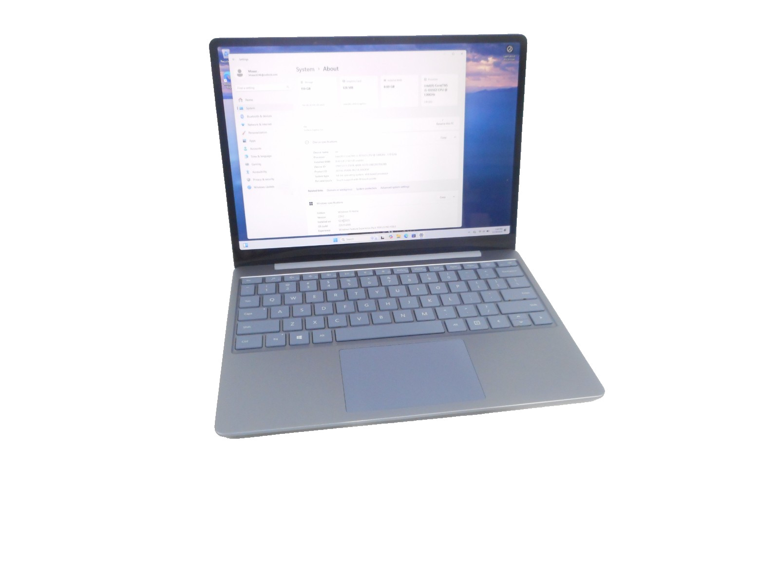 Microsoft Surface Laptop Go 12.4″ | Intel Core i5-1035G1 | 8GB RAM | 128GB SSD