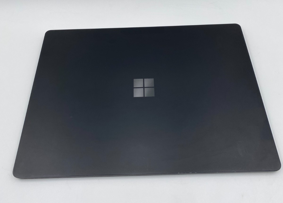Microsoft Surface Laptop 2 1769 i5-8250U 1.6GHz 256GB SSD 8GB DDR4 Black FAIR