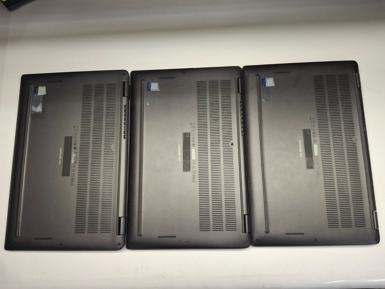 Lot of 3 Dell Latitude 7410 14″ FHD Touchscreen Intel Core i7-10610U 16GB No SSD