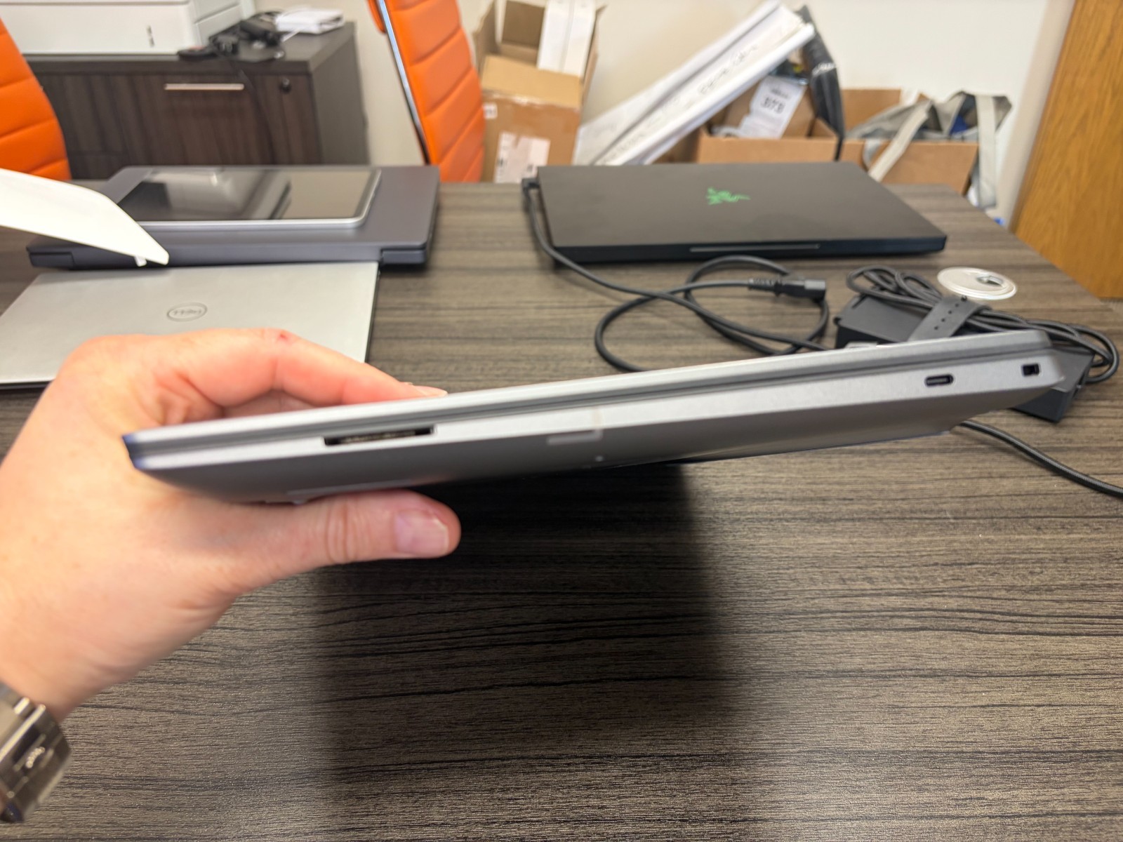 Dell Precision 5690 Ultra 7 32GB 512GB SSD 16″ Win11 ProSupport Plus 9/2028
