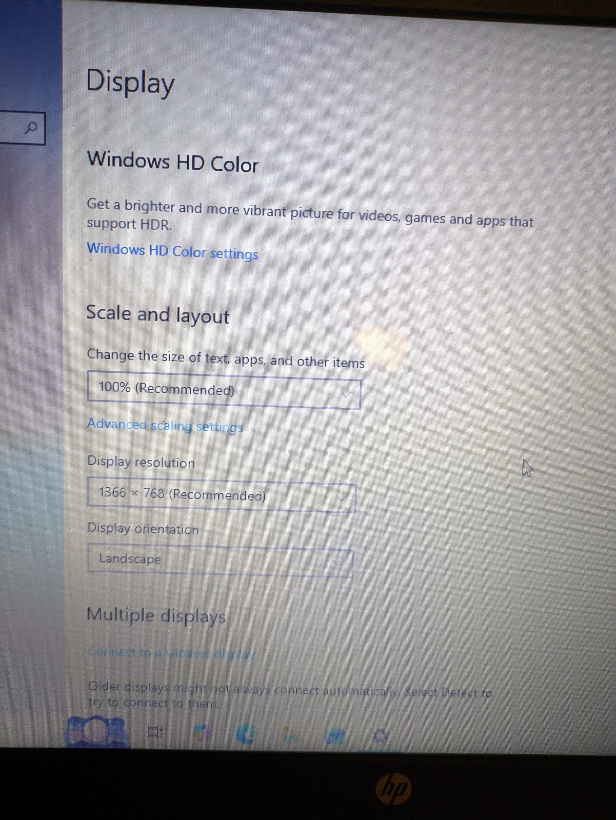 HP 15-1387wm 15.6″ Touchscreen /AMD A8-7410@2.20GHz/4GB/120GB SSD/Win 10/Wifi