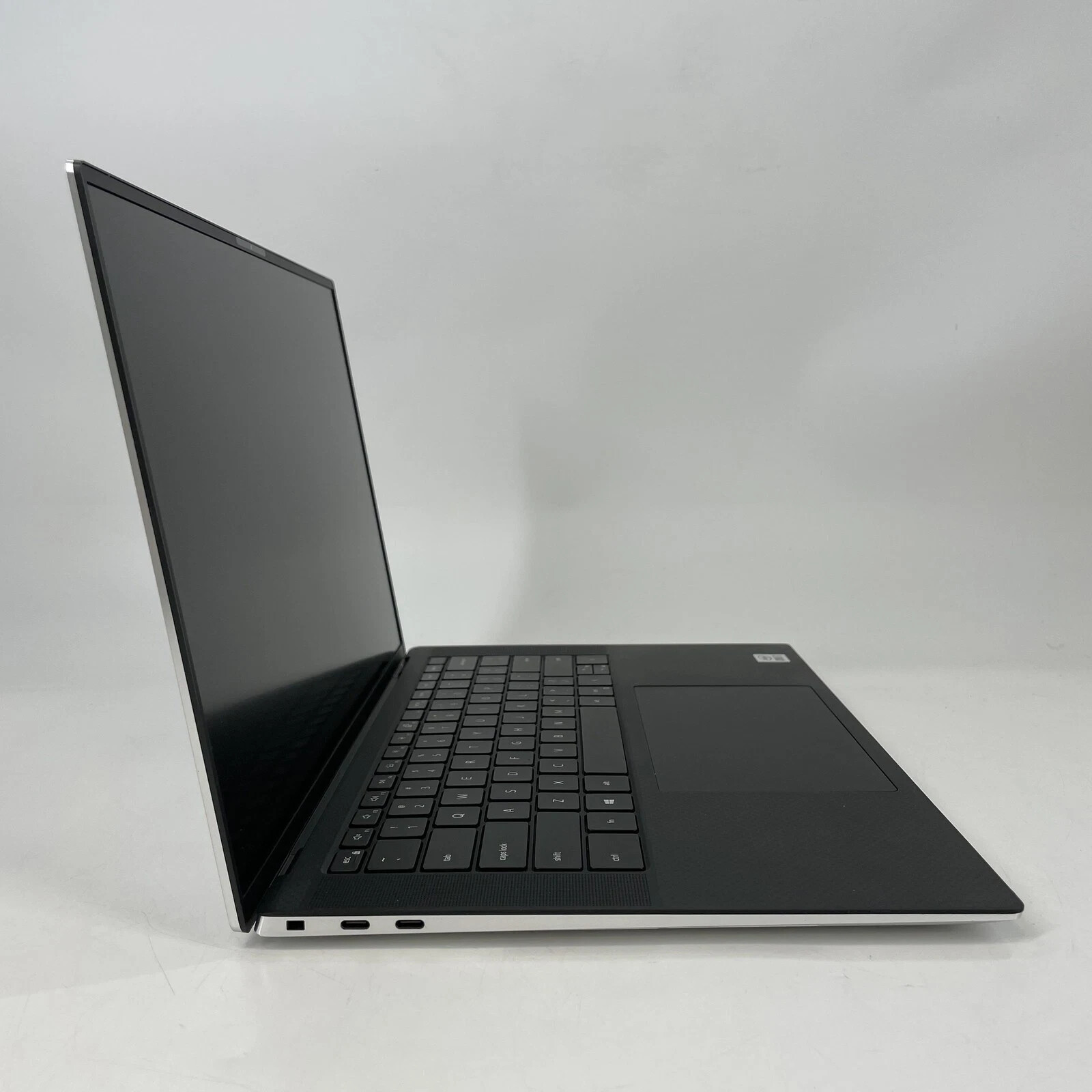 Dell XPS 15 9520 FHD+ i7-12700H 32GB RAM 1TB SSD RTX 3050 Win 11 Pro 15.6