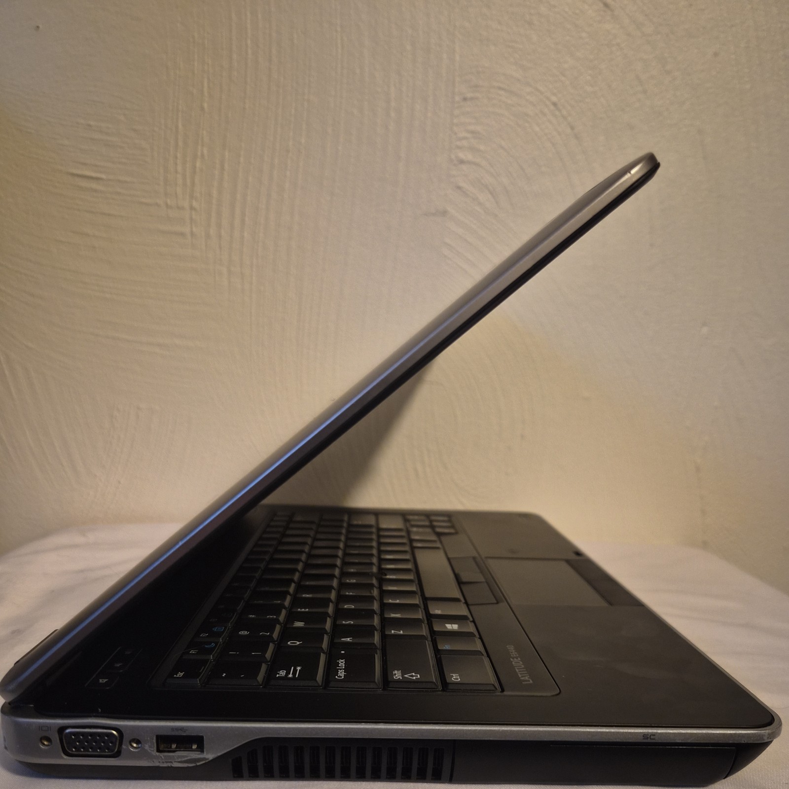 Dell Latitude E6440 14″ Laptop; i7-4610M 3.70GHz, 8GB RAM, No Storage