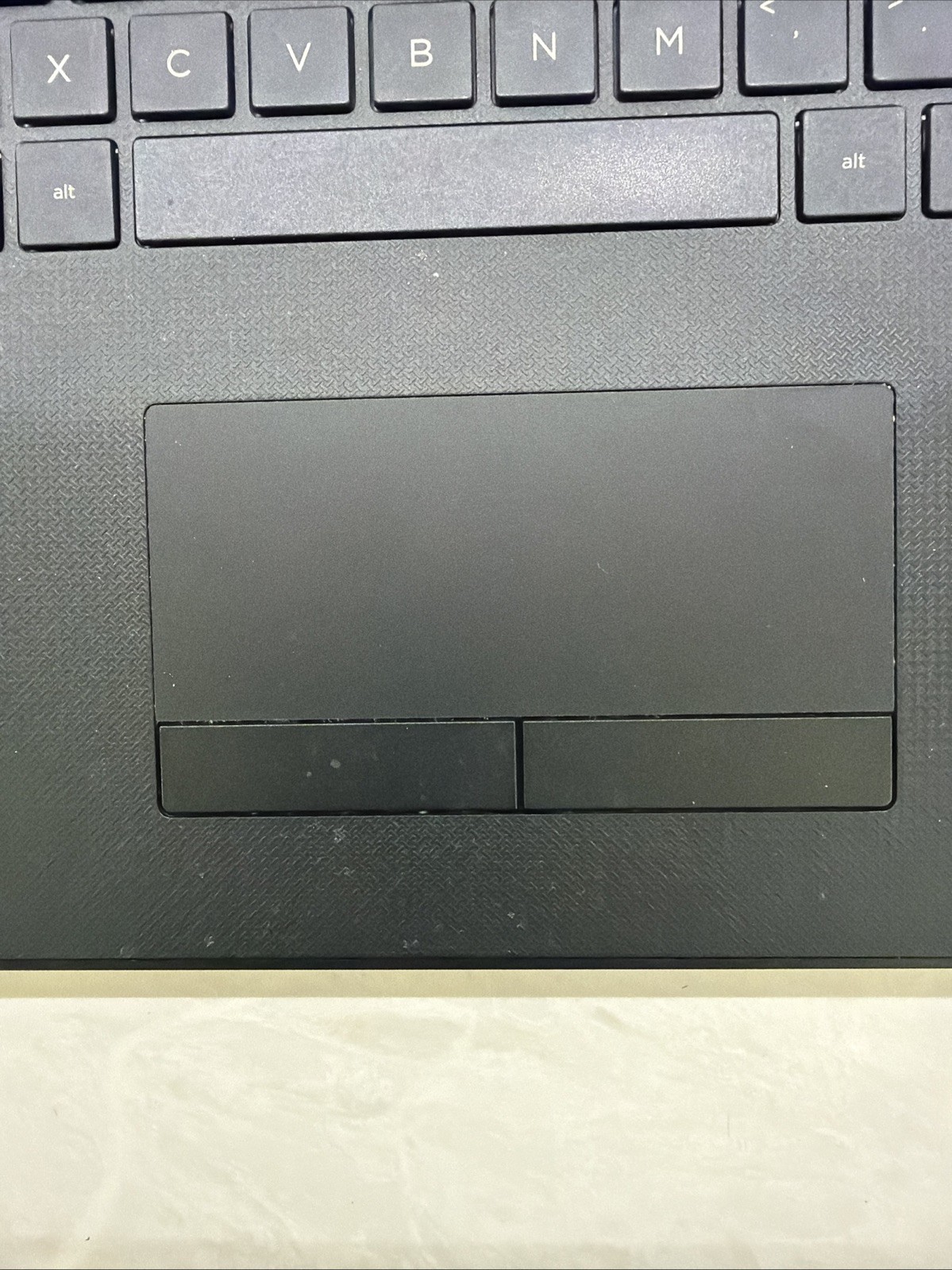 HP NoteBook 17-bs011dx 17.3″ HD+ i5-7200U 8gb Ram 256gb SSD W11 Pro Charger