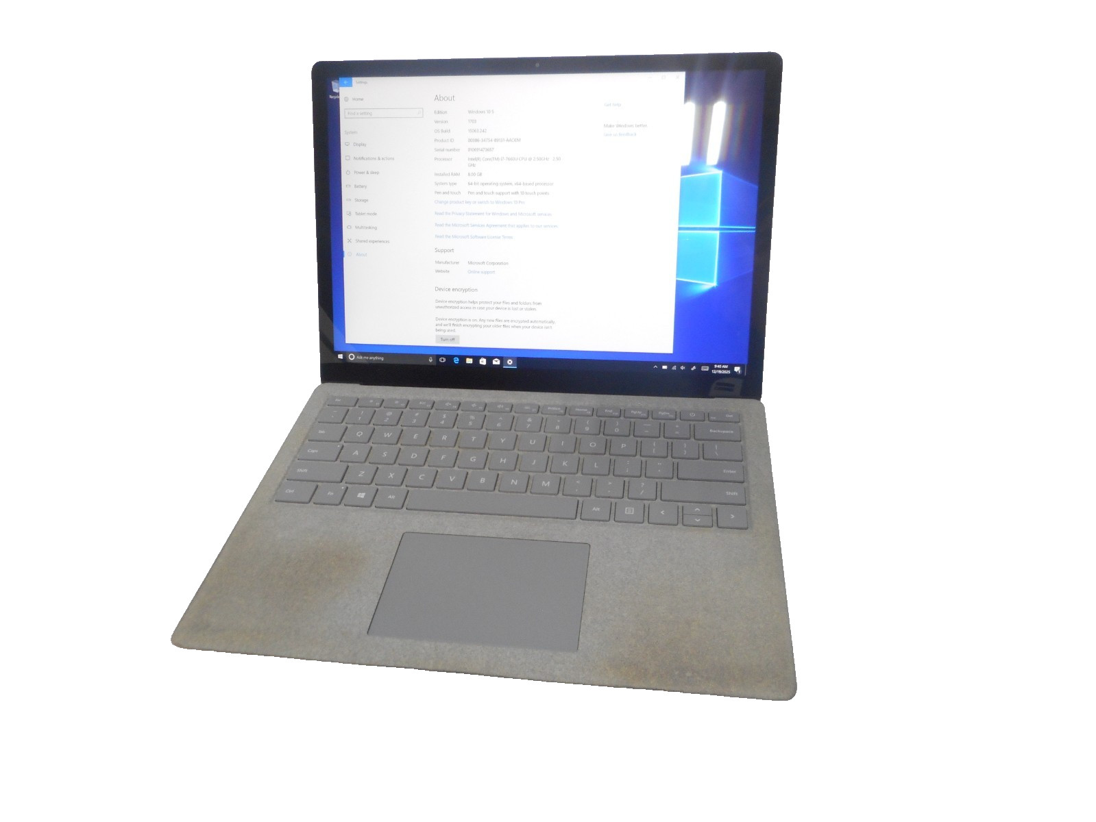 Microsoft Surface Laptop 1769 i7-7660U 2.50GHz 8GB RAM 256GB SSD win 10 pro