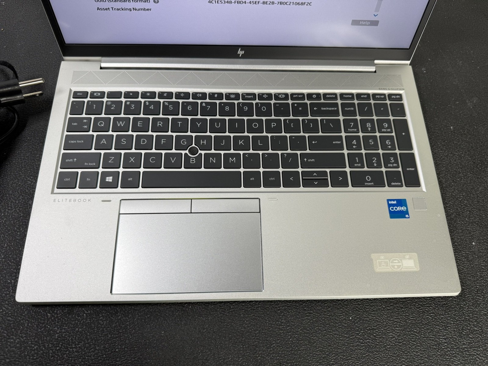HP EliteBook 850 G8 15.6″ Core i5-1135G7 2.4GHz 16GB DDR4 256GB SSD Win 11 Pro
