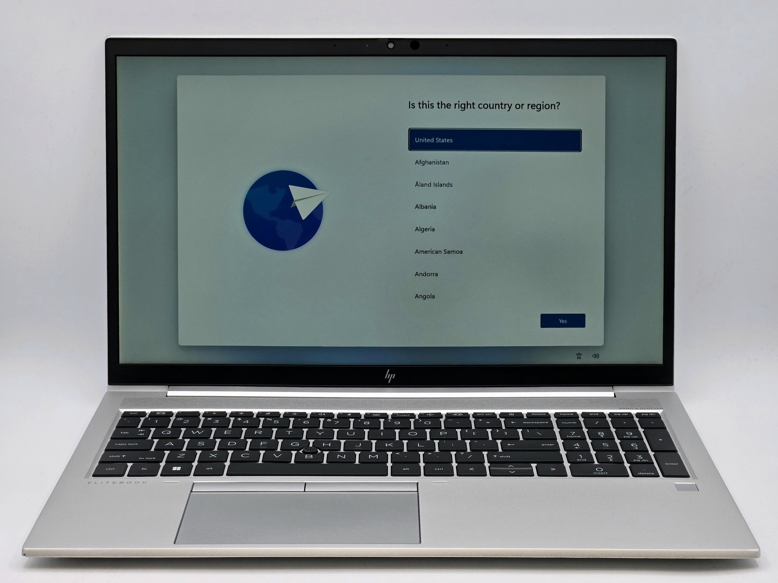 HP EliteBook 855 G8 15″ FHD Touch RYZEN 7 PRO 5850U 512GB 16GB W11P AMD IRCam