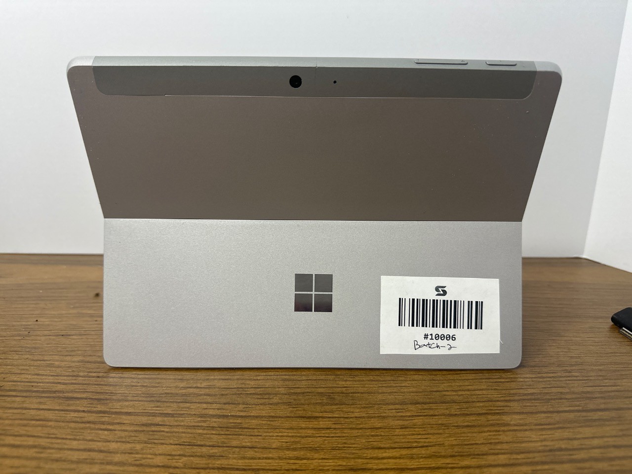 Microsoft Surface Go 2 | 10.5’| Pentium 4425Y | 8GB | 128GB SSD | *BAD BATT*