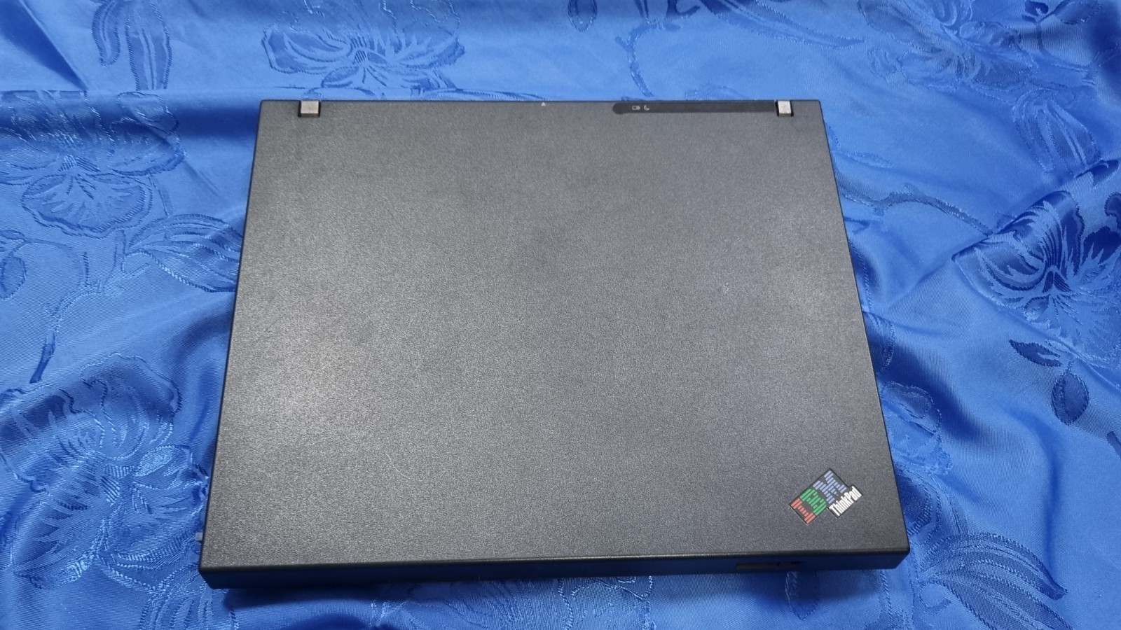 Vintage IBM THINKPAD R51 Thinkpad 2888 Laptop