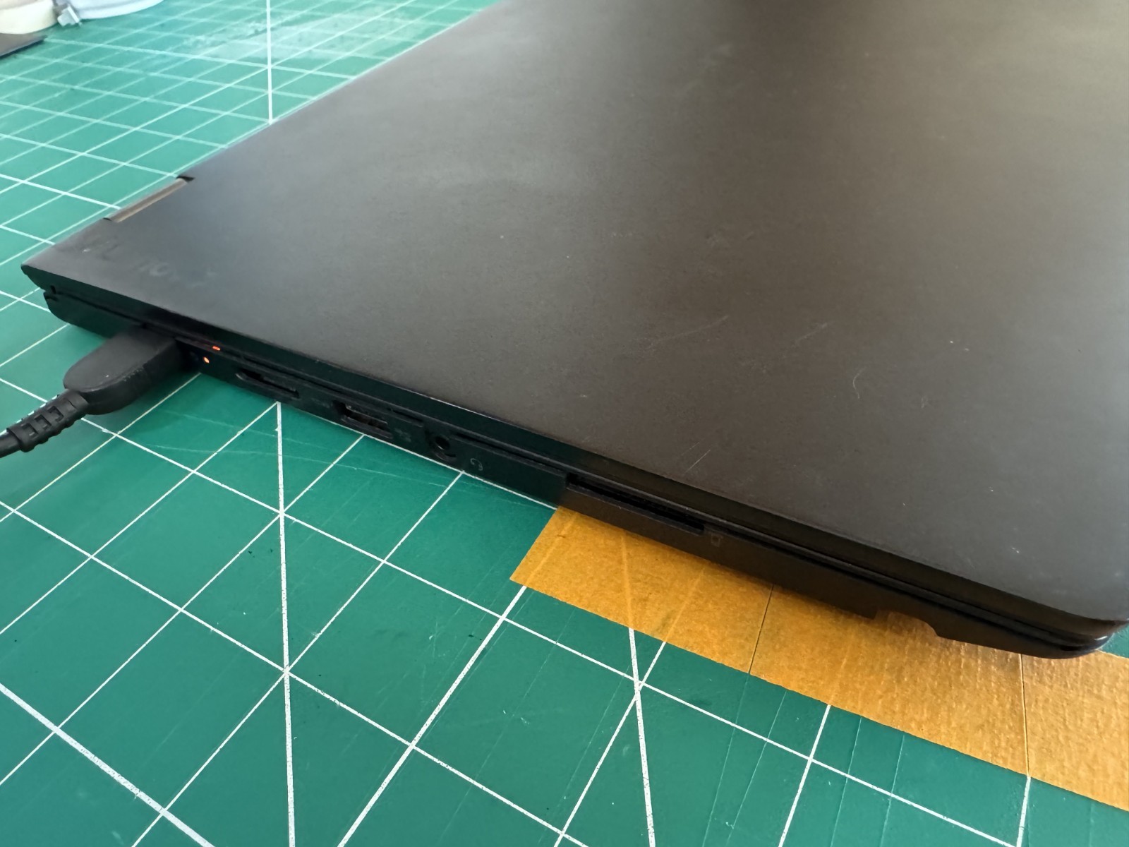 Lenovo Yoga 460 14IN Intel i5-6300U 2.4GHZ 8GB RAM (NO SSD,CADDY,AC ADAPTER,OS)