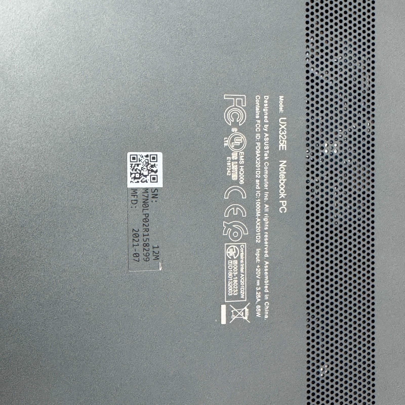 Asus Zenbook 13 UX325E 13.3″ i5-1135G7 2.4GHz 8GB RAM 256GB SSD