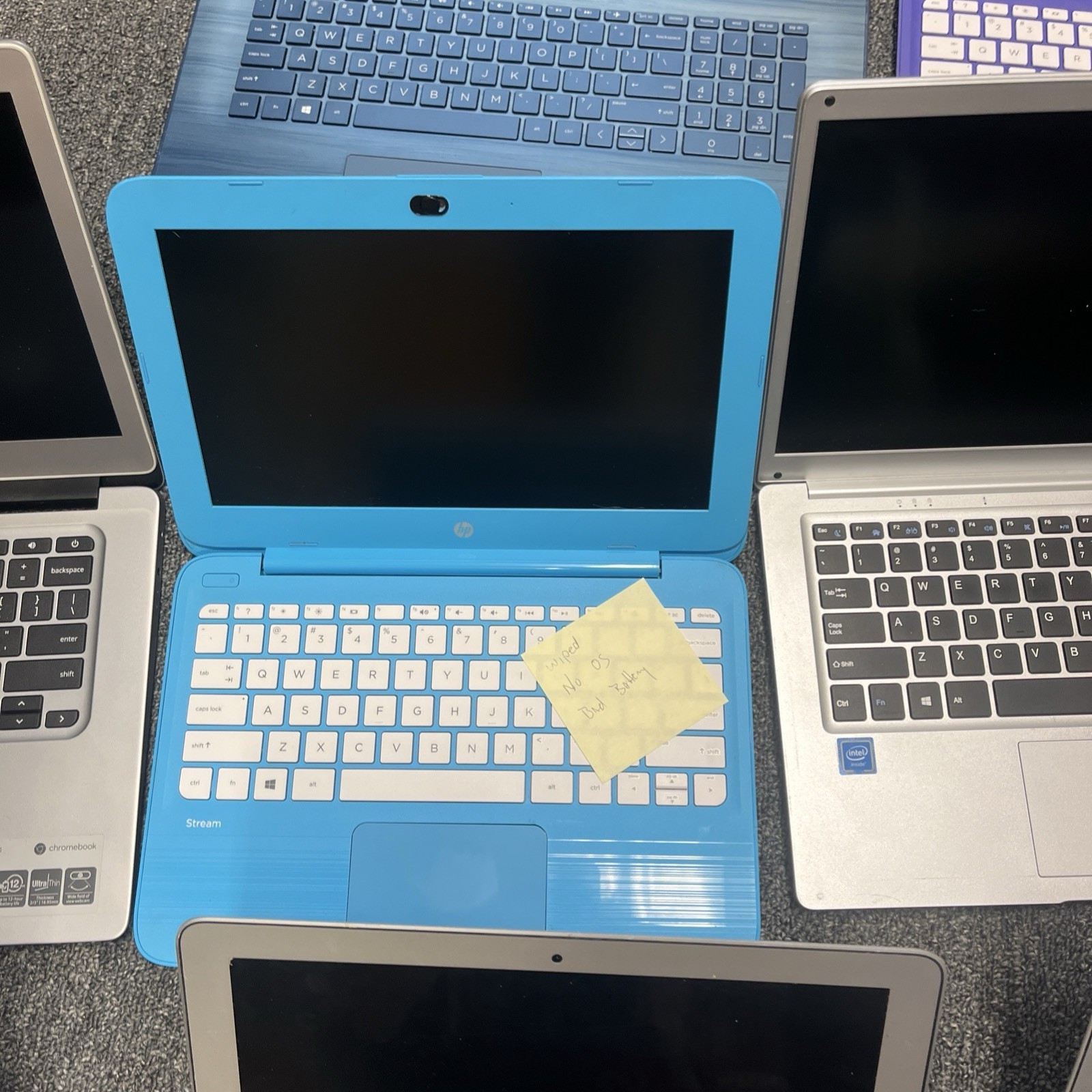 Bulk Laptop Lot 23 MacBook HP Dell ASUS Acer Laptops For Parts Repair Resale