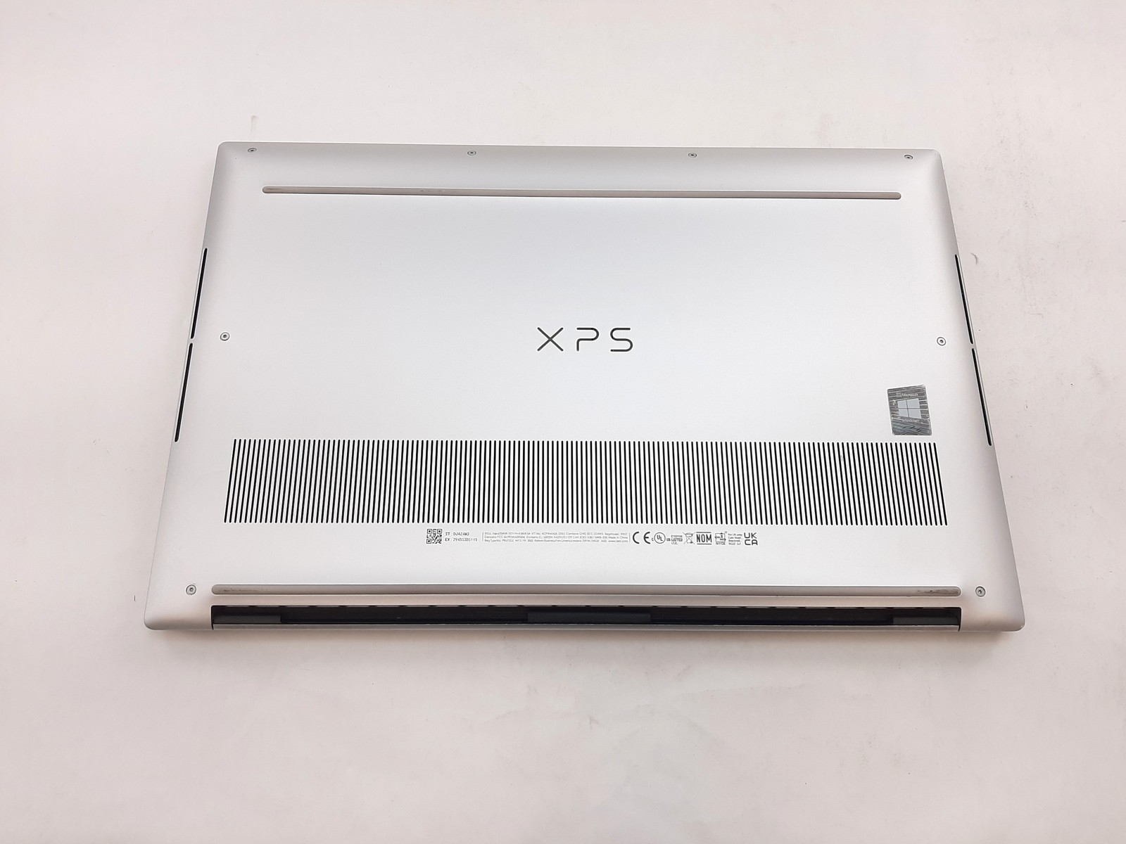 Dell XPS 15 9510 i7-11800H 2.30GHz 16GB RAM 512GB NVMe Marks Parts/Repair C3*74