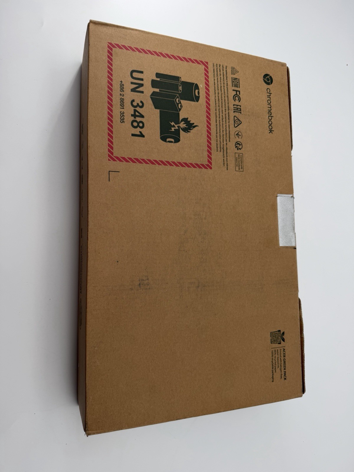Acer chrome book CB311-11H- KO4N Pure silver Model-N19Q10