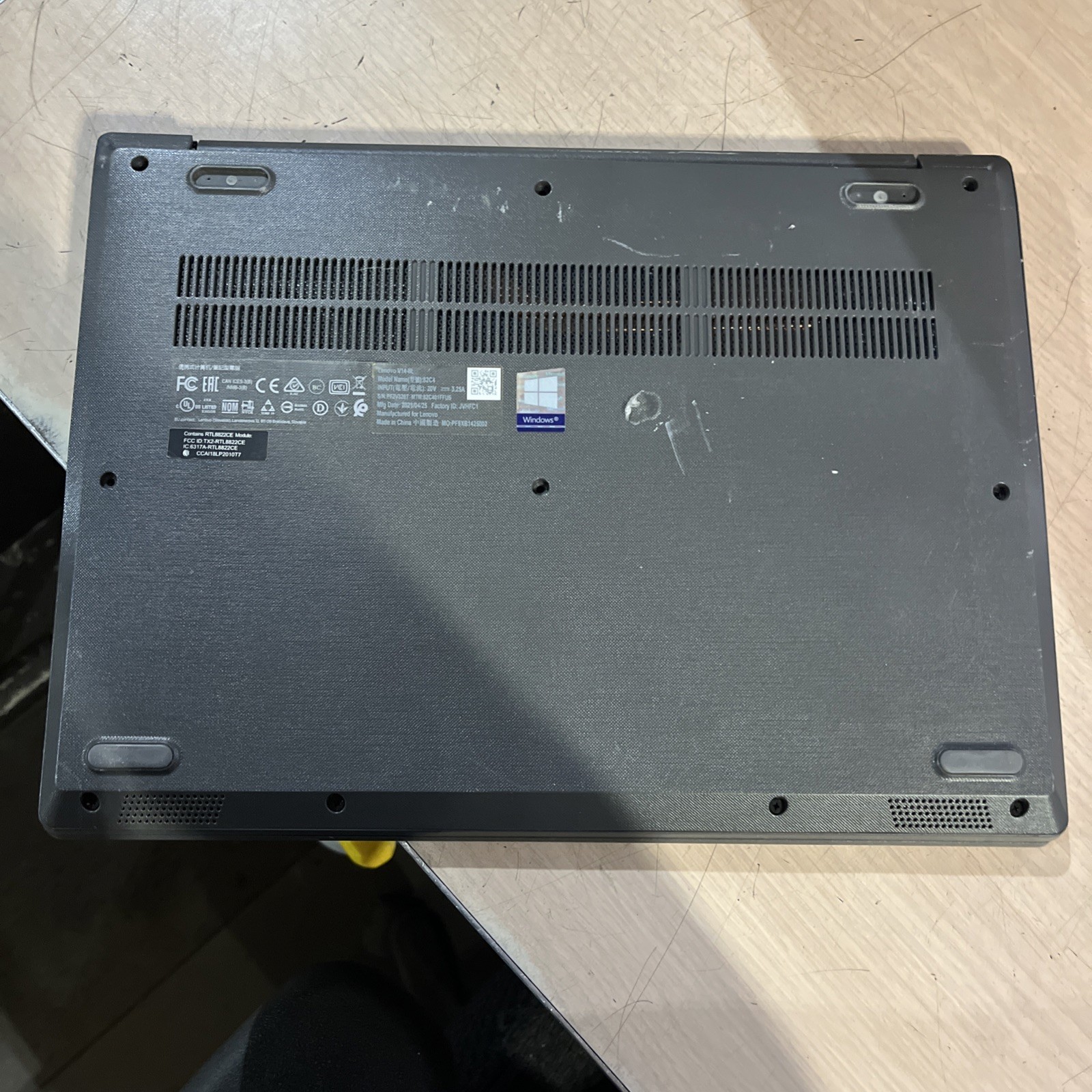 LENOVO V14-I IL INTEL CORE I3-1005G1 1.20GHZ 8GB RAM NO HD .