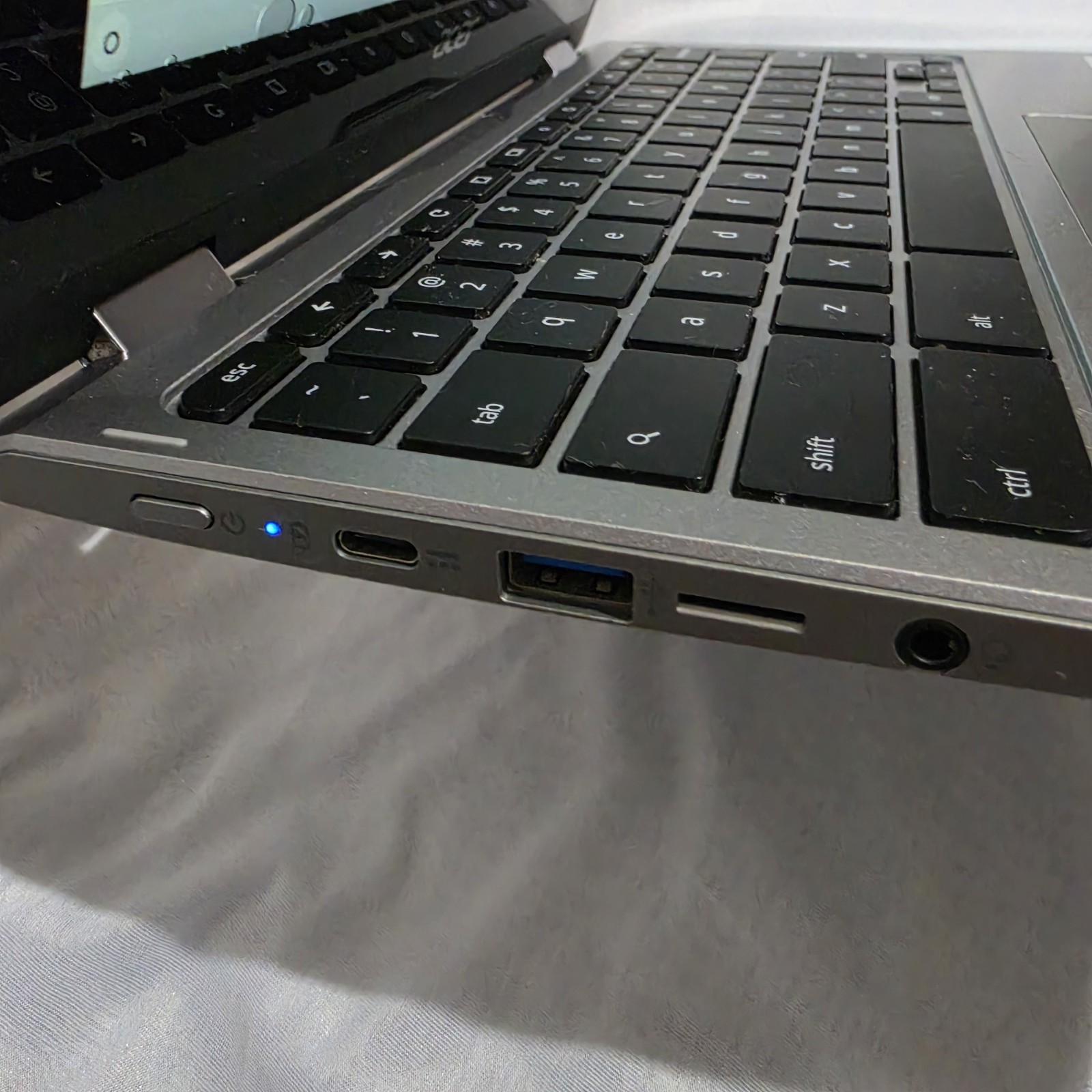 Acer Chromebook Spin 311 CP311-1H-C1FS 4GB RAM 11.6″ 2-in-1 360 Touch Screen