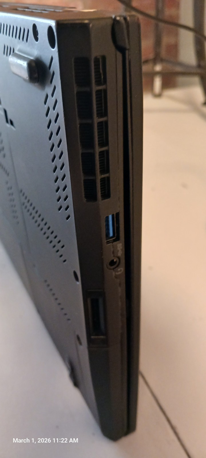 Lenovo ThinkPad T430s | Intel Core i5 | No HDD/SSD | Includes Caddy & Charger |