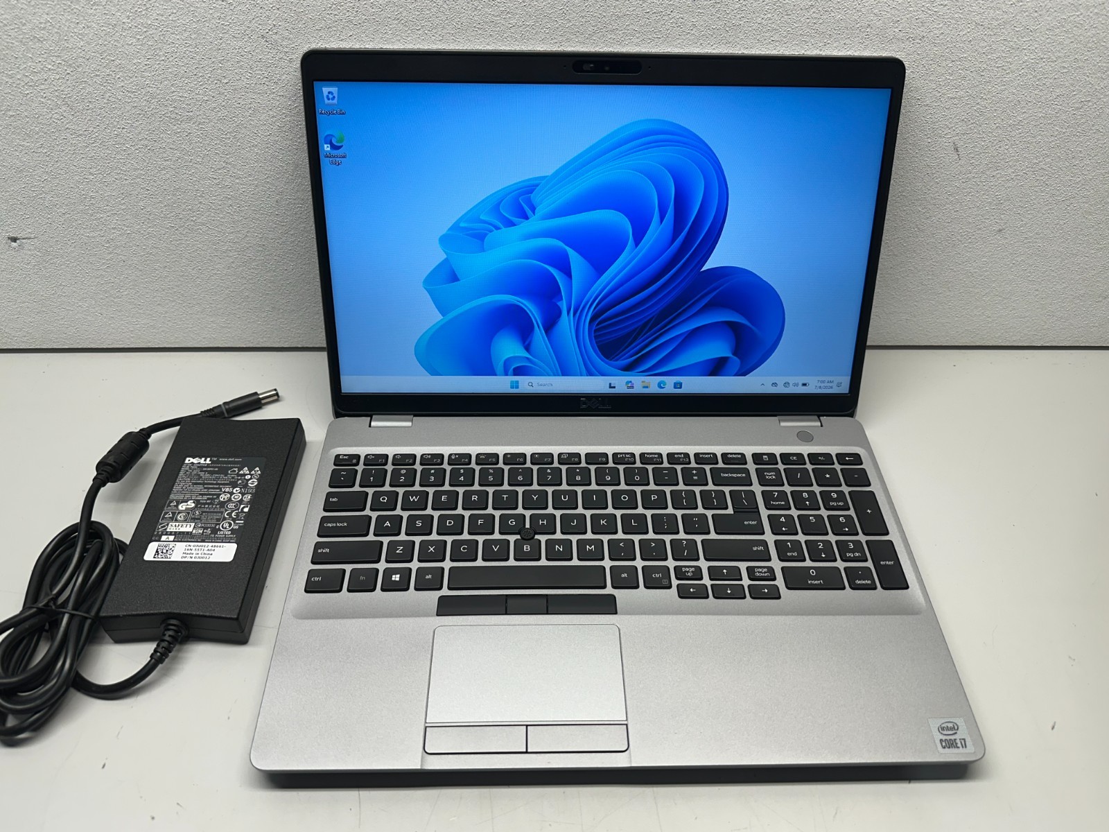 Dell Precision 3551 i7-10750H CPU @ 2.60GHz, 16GB RAM, 512GB NVMe Win11Pro