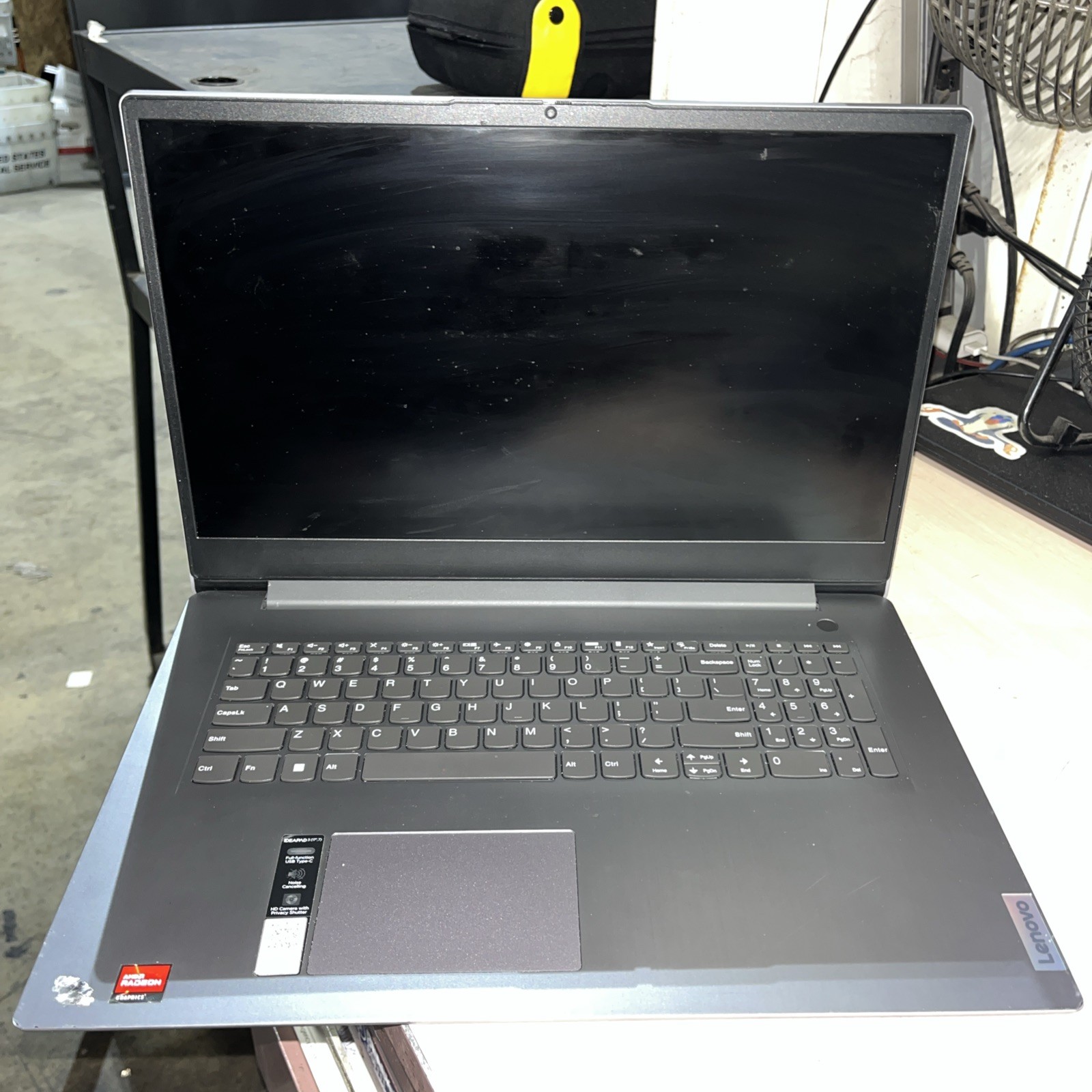 LENOVO IDEAPAD 3 17ABA7 AMD RADEON NO RAM NO HD