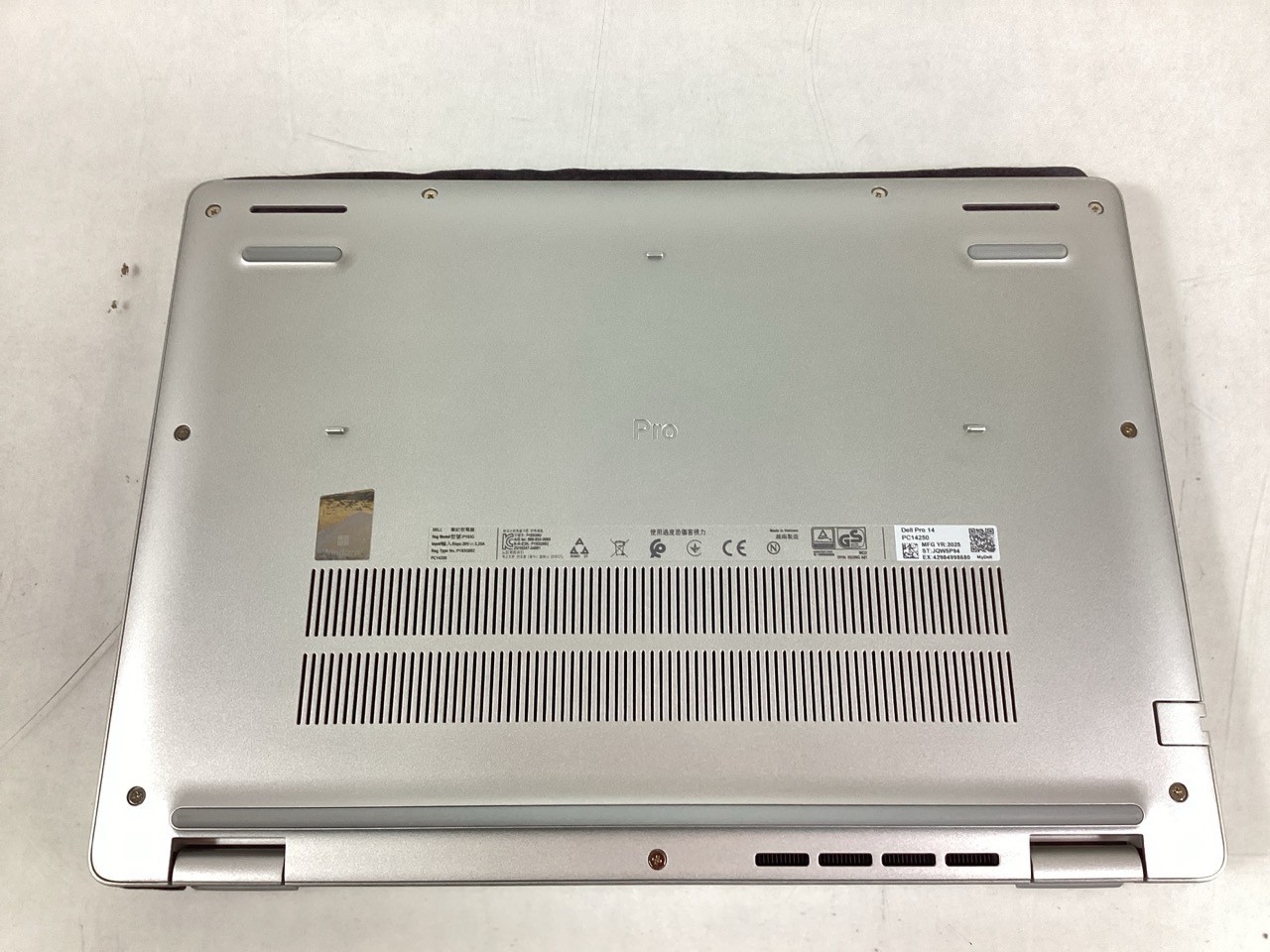 Dell 14″ Pro Laptop – Ultra 7 255U 16GB 512GB SSD TB4 WiFi 6E W11P – 1K04G