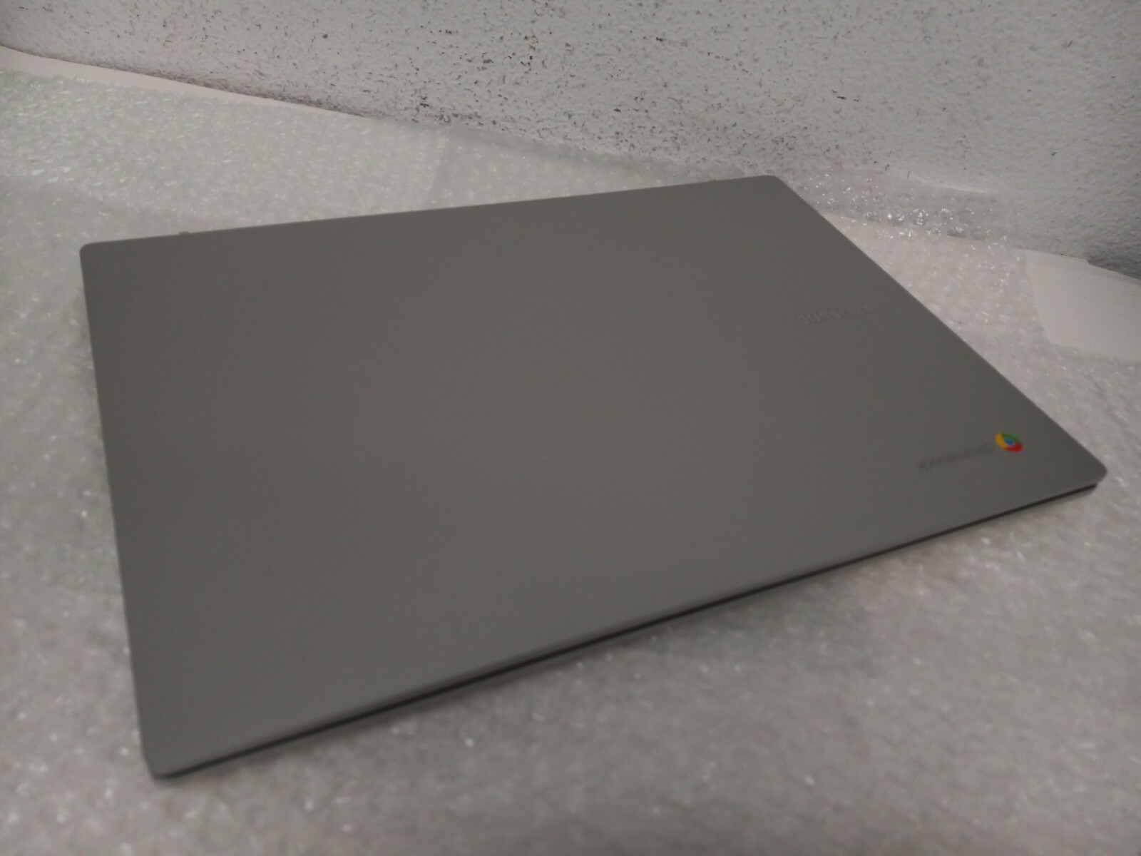 Samsung Galaxy Chromebook Go XE345XDA-LA1VZ 14″ Celeron N4500 4GB RAM 32GB SSD