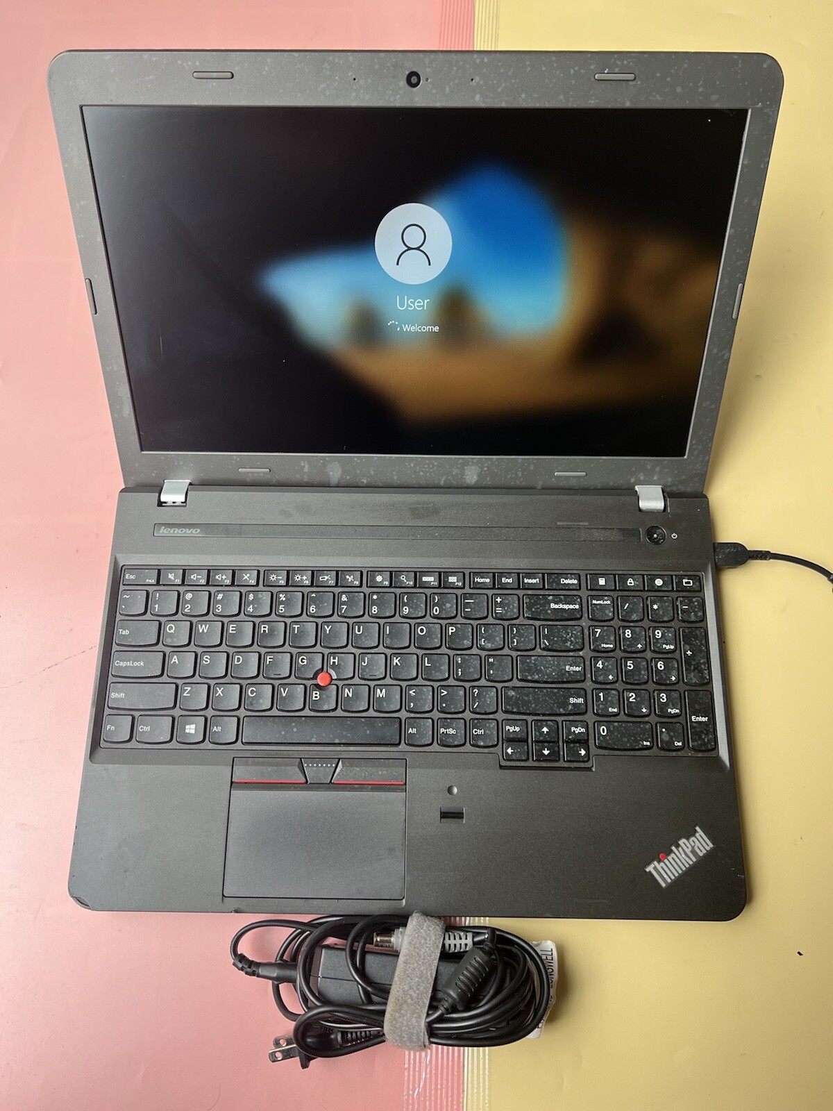 LENOVO THINKPAD EDGE E550 15.6” Core i3-4005U 4GB RAM 500GB HDD WEBCAM 1920X1080