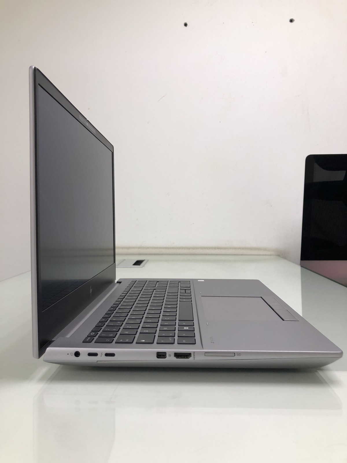 HP ZBook Fury 16 G9 i7-12850HX 32GB 512GB RTX A1000 4GB Workstation Laptop