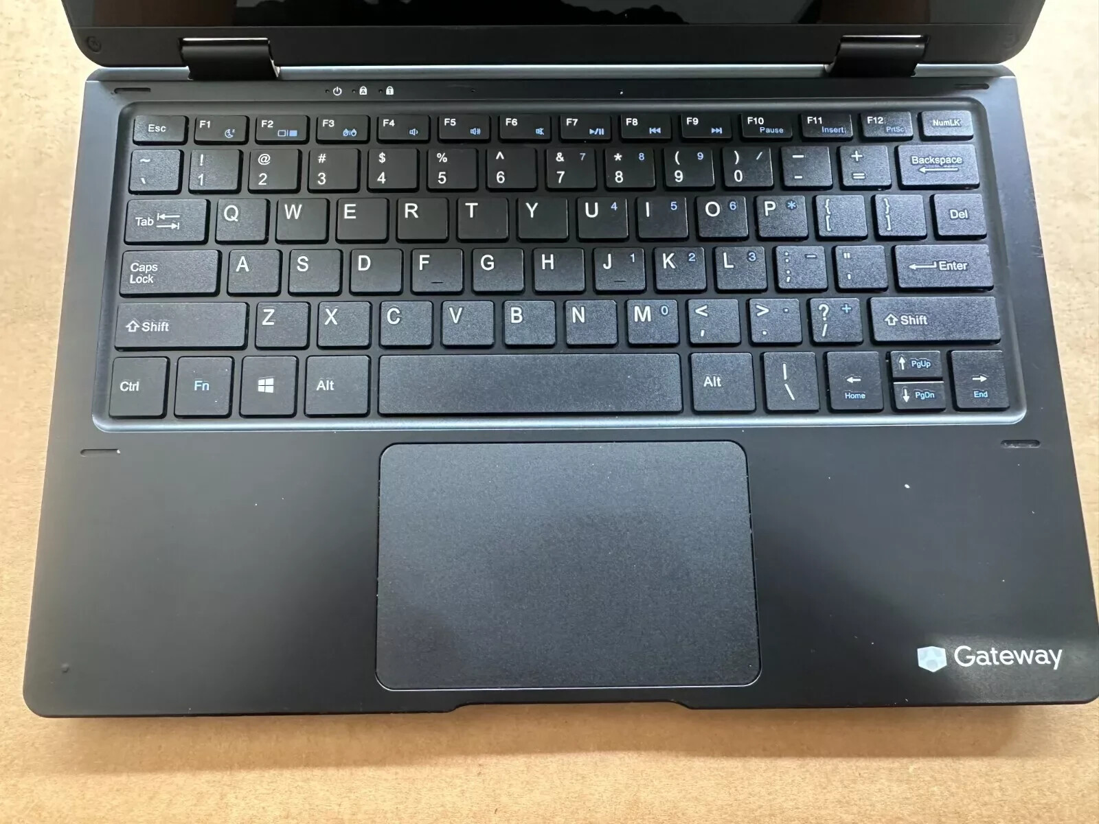 Gateway GWTC116-2BL 11.6″ HD Laptop Celeron N4020 1.1GHz Intel UHD win 10 or 11