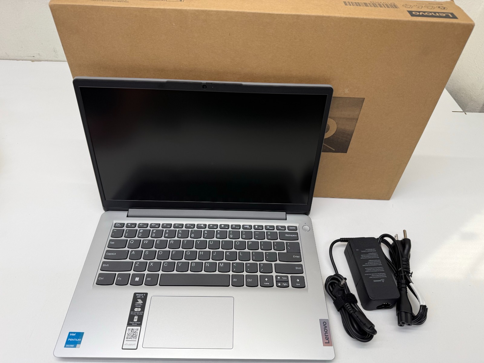 LENOVO IDEAPAD 1 14IJL7 PS-N6000 4GB RAM 128GB SSD