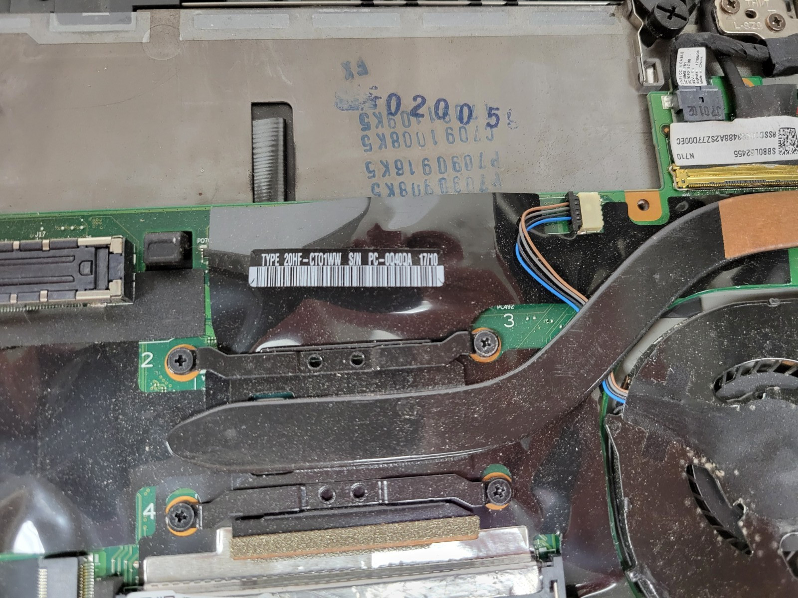 Lenovo ThinkPad T470S 14″ i5-7300U 4GB RAM *NO HDD/OS/COVER/BATT/AS IS* | LP520