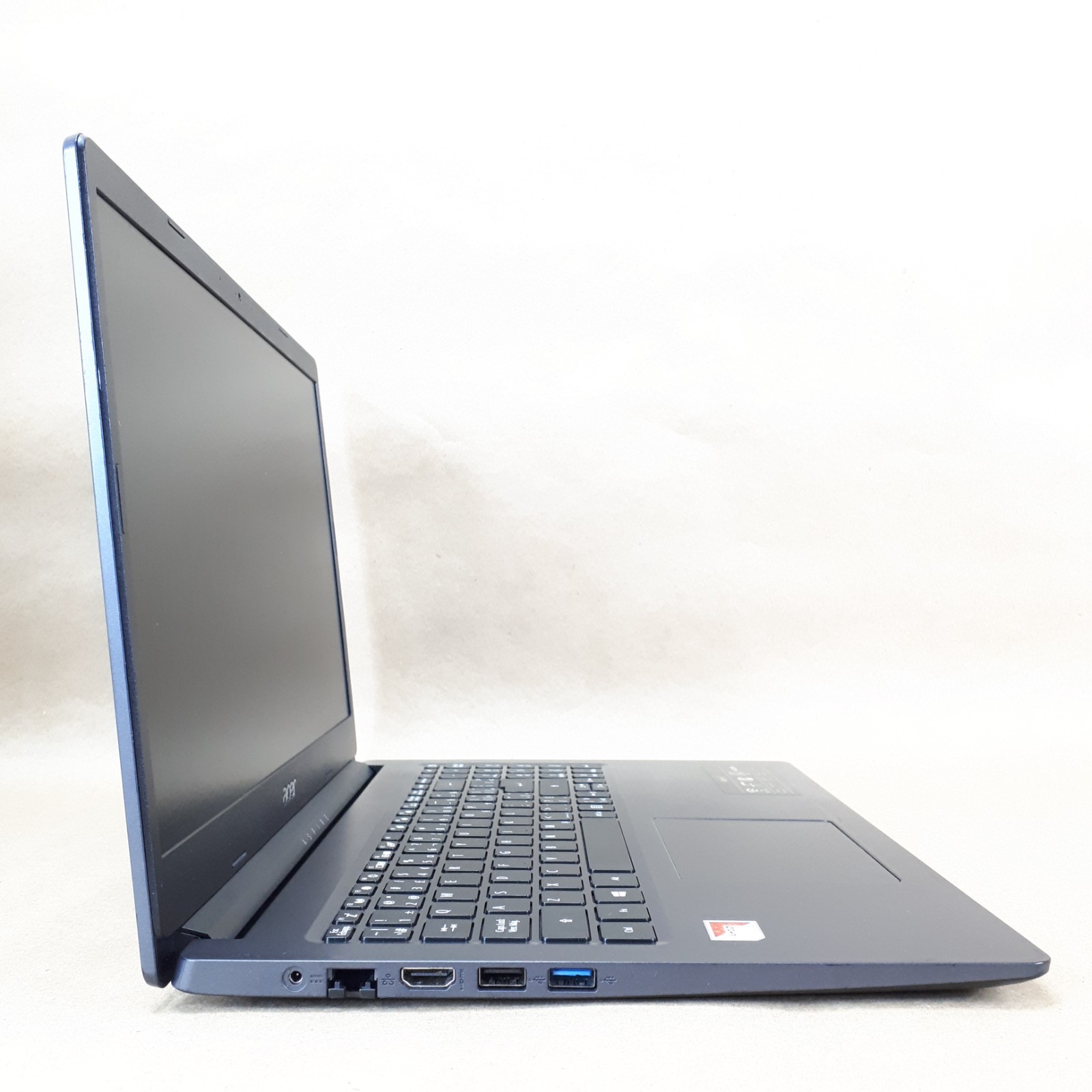 Acer Aspire 3 N19H1 15.6″ Laptop AMD A4-9120e Radeon R3 8GB RAM 1TB W10H H4071